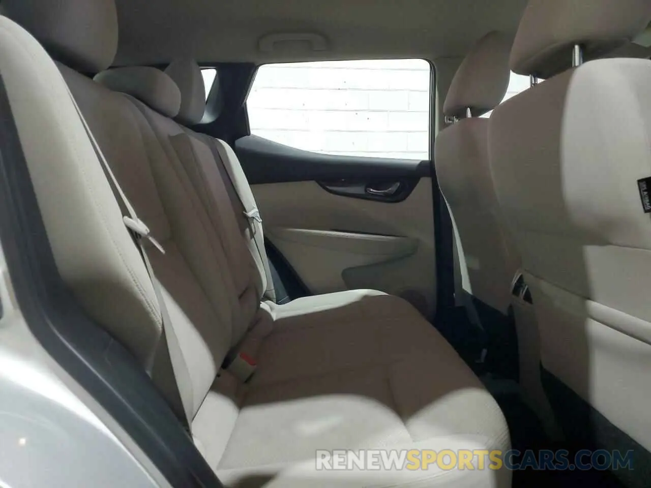 11 fotografías del automóvil dañado JN1BJ1CR3KW623220 NISSAN ROGUE 2019