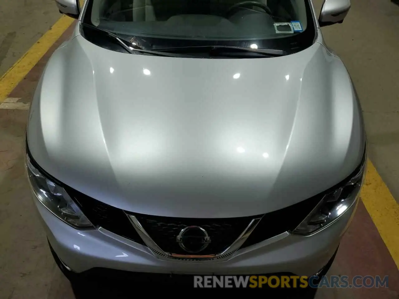 12 fotografías del automóvil dañado JN1BJ1CR3KW623220 NISSAN ROGUE 2019