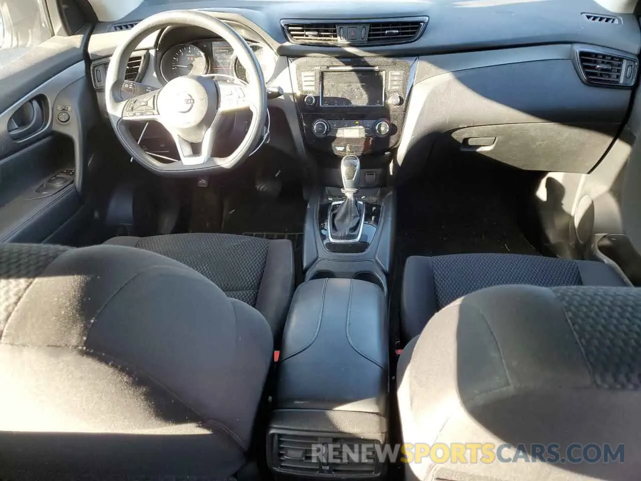 8 fotografías del automóvil dañado JN1BJ1CR4KW324190 NISSAN ROGUE 2019