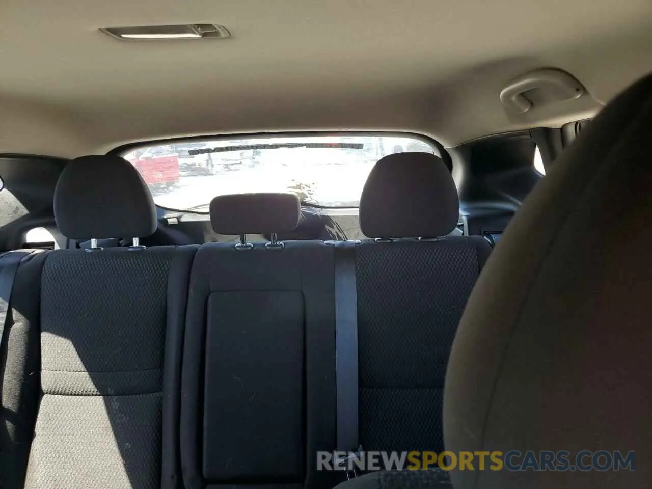 10 fotografías del automóvil dañado JN1BJ1CR5KW318026 NISSAN ROGUE 2019