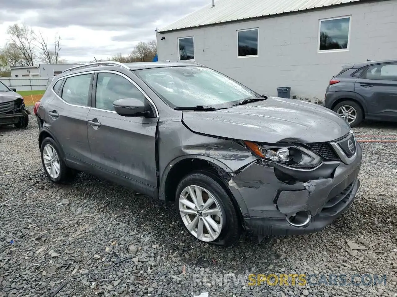 4 fotografías del automóvil dañado JN1BJ1CR5KW324683 NISSAN ROGUE 2019