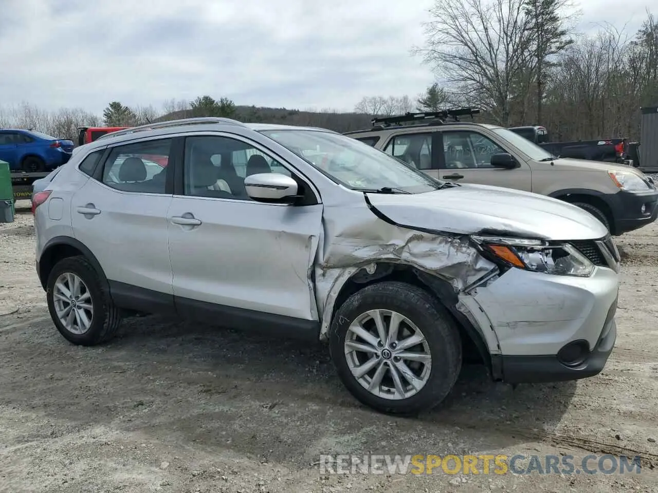 4 fotografías del automóvil dañado JN1BJ1CR6KW349558 NISSAN ROGUE 2019