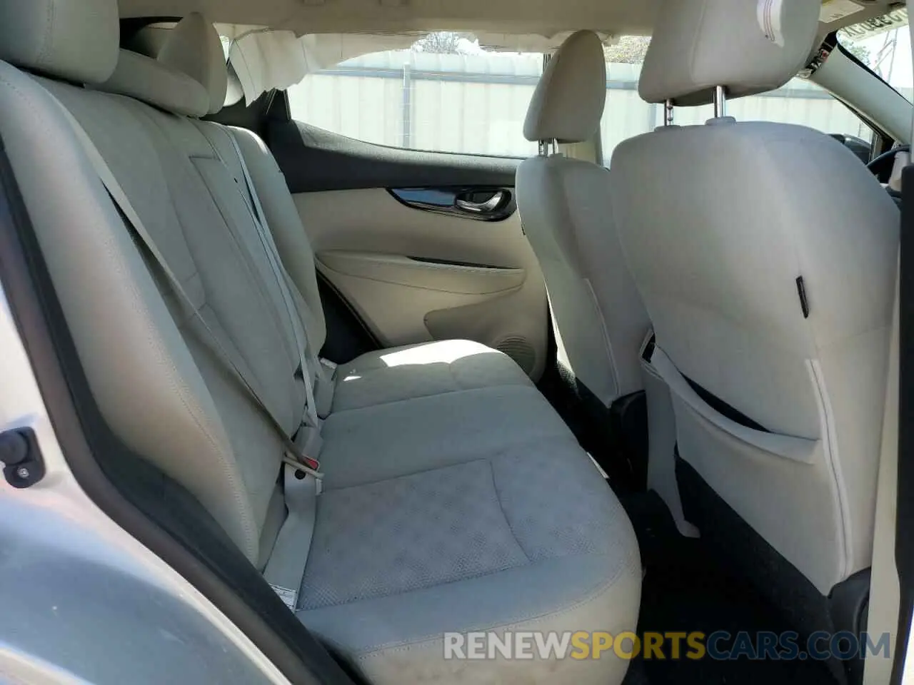 11 fotografías del automóvil dañado JN1BJ1CR6KW630338 NISSAN ROGUE 2019
