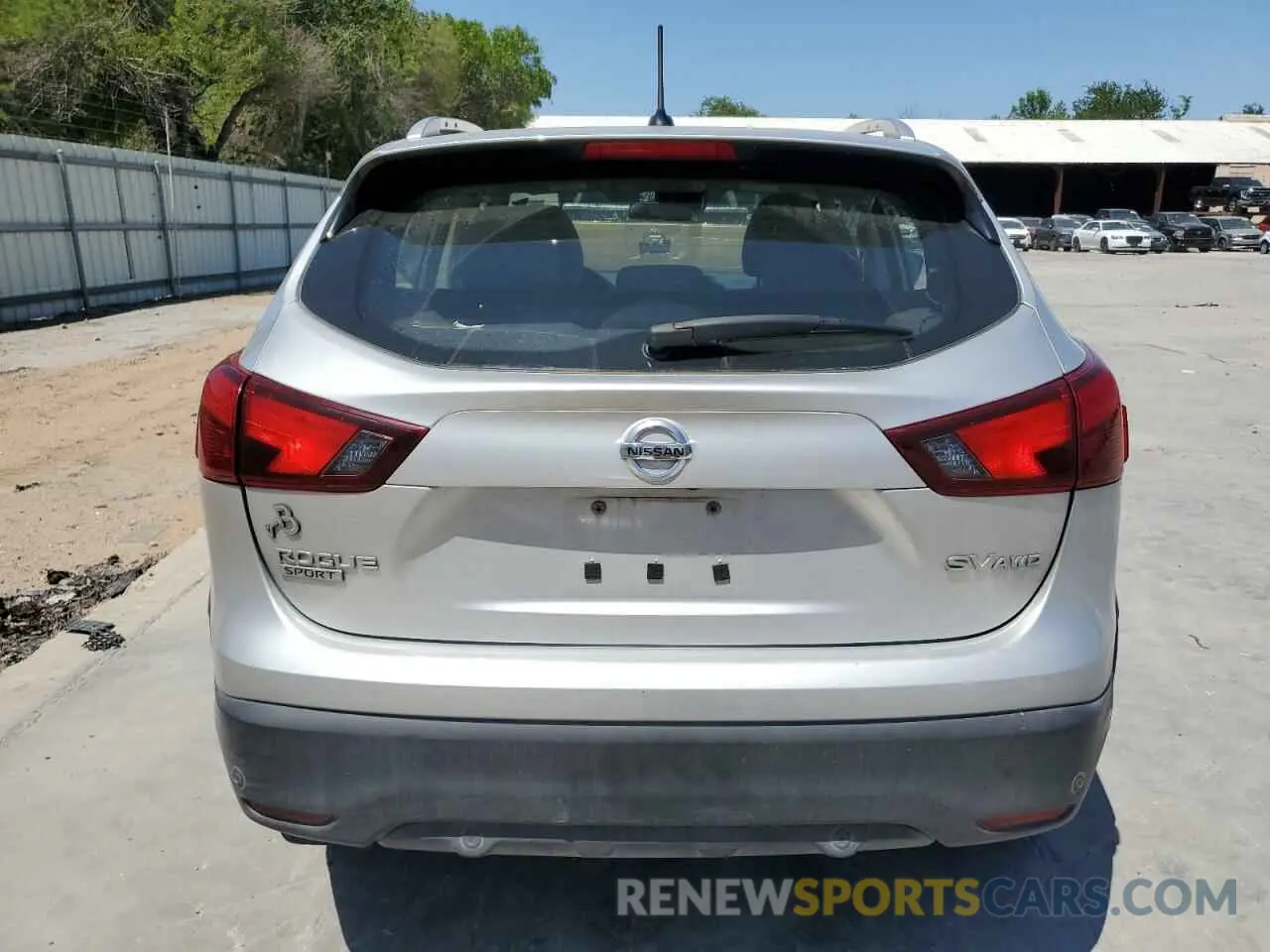 6 fotografías del automóvil dañado JN1BJ1CR6KW630338 NISSAN ROGUE 2019