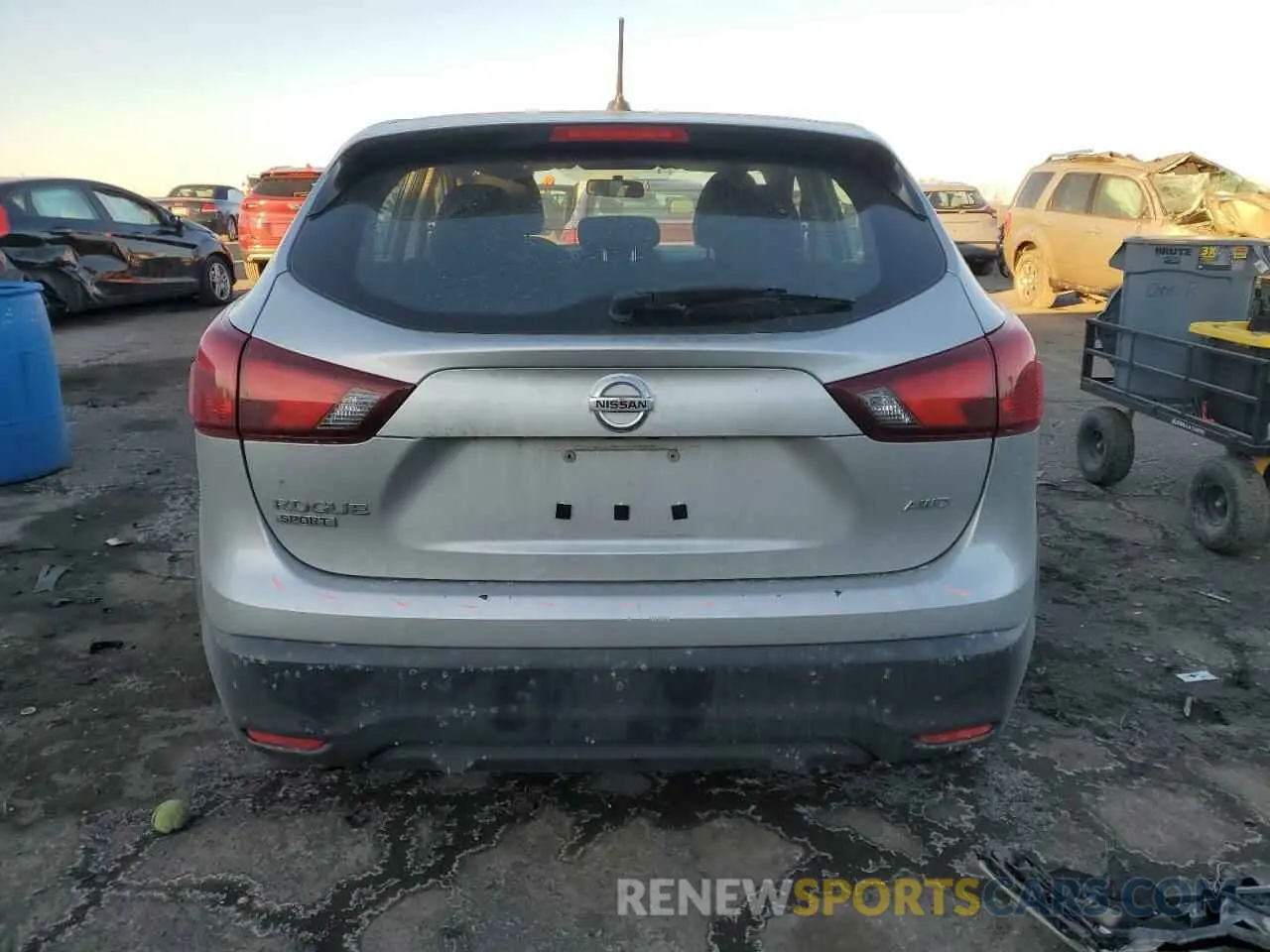 6 fotografías del automóvil dañado JN1BJ1CR7KW314737 NISSAN ROGUE 2019