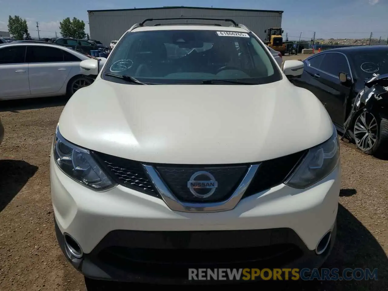 5 fotografías del automóvil dañado JN1BJ1CR7KW315886 NISSAN ROGUE 2019