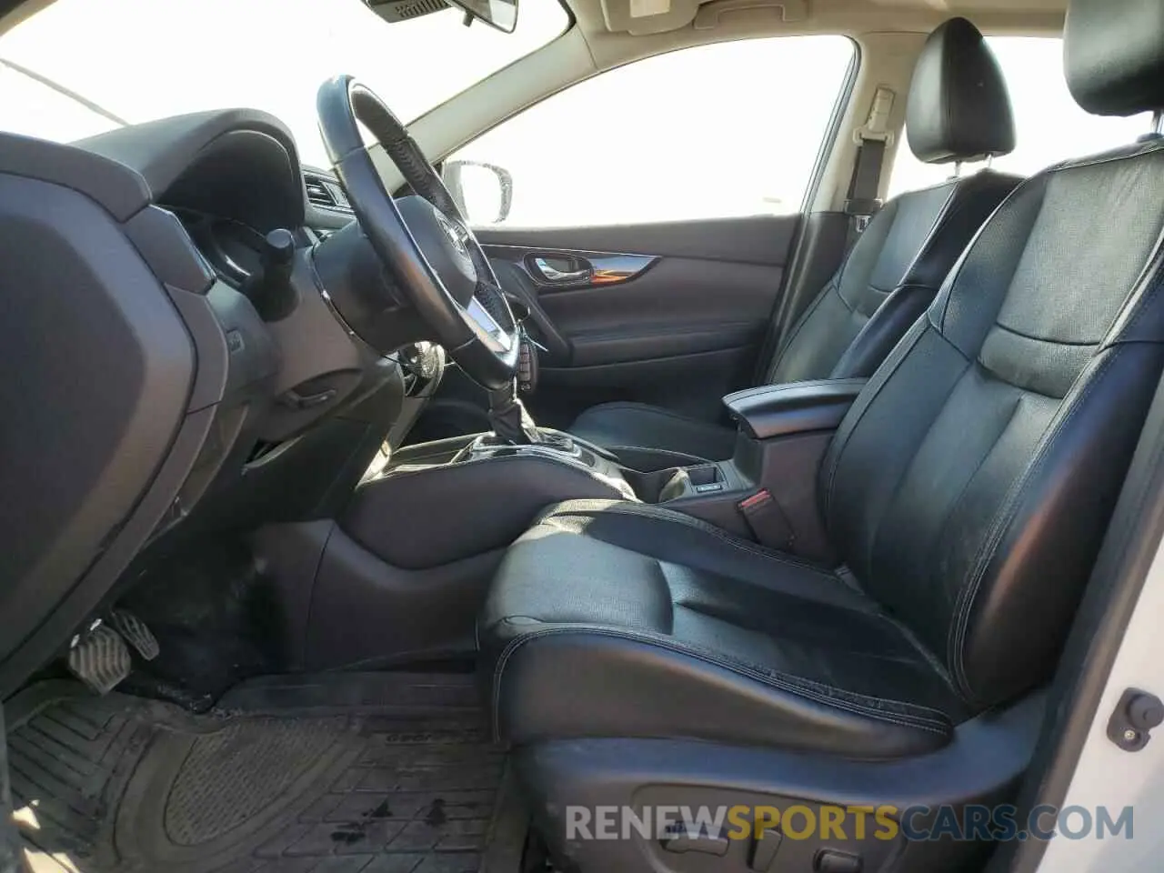 7 fotografías del automóvil dañado JN1BJ1CR7KW315886 NISSAN ROGUE 2019