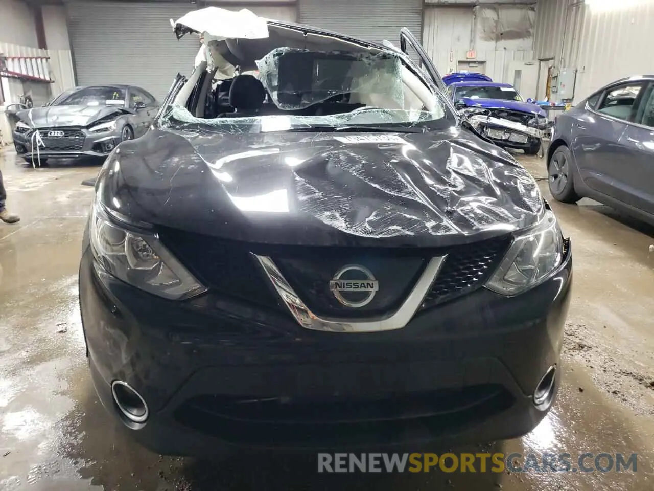 5 fotografías del automóvil dañado JN1BJ1CR8KW629997 NISSAN ROGUE 2019