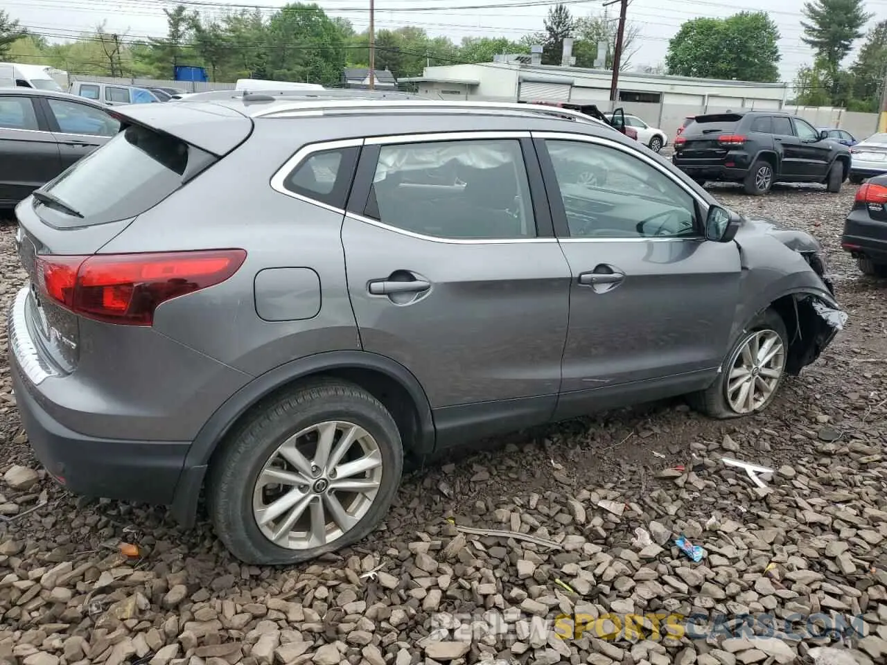 3 fotografías del automóvil dañado JN1BJ1CR9KW631001 NISSAN ROGUE 2019