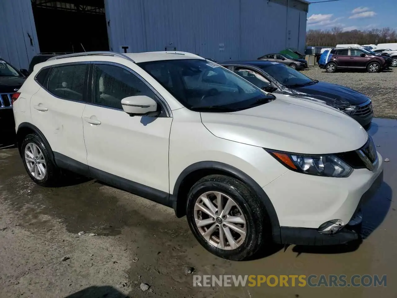 4 fotografías del automóvil dañado JN1BJ1CRXKW628219 NISSAN ROGUE 2019