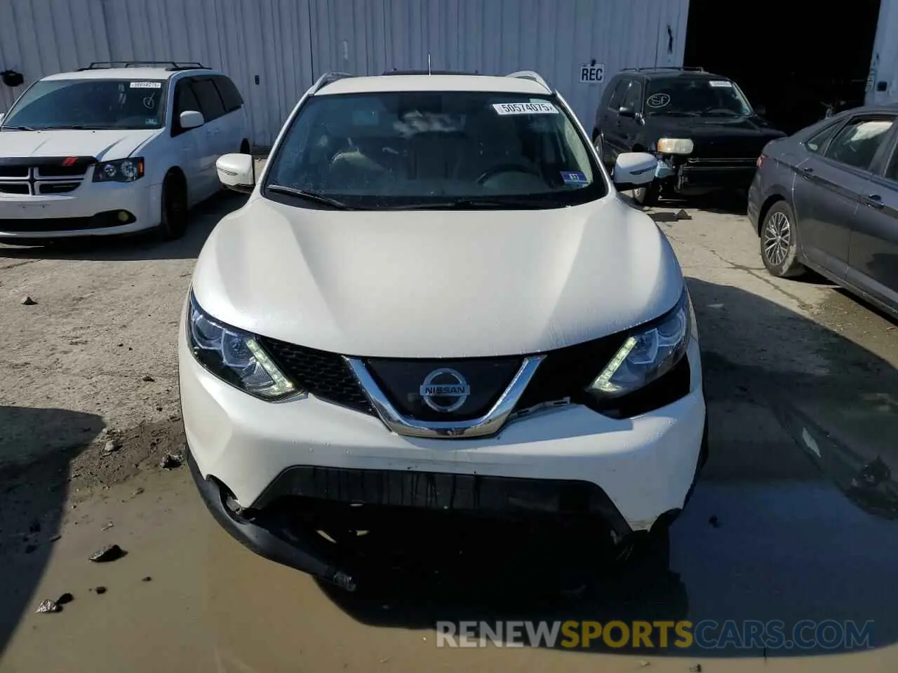 5 fotografías del automóvil dañado JN1BJ1CRXKW628219 NISSAN ROGUE 2019