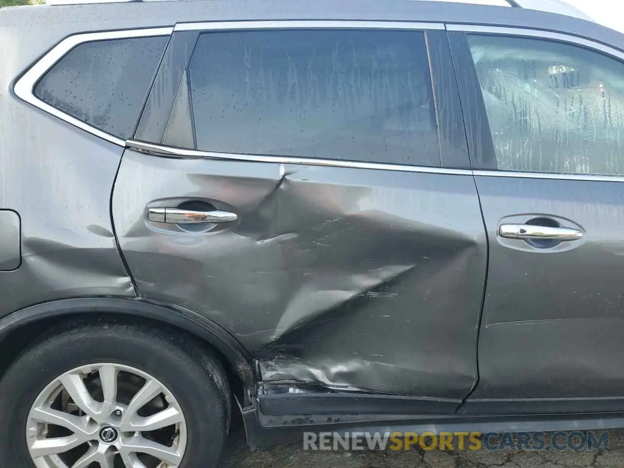 10 fotografías del automóvil dañado JN8AT2MT0KW252024 NISSAN ROGUE 2019
