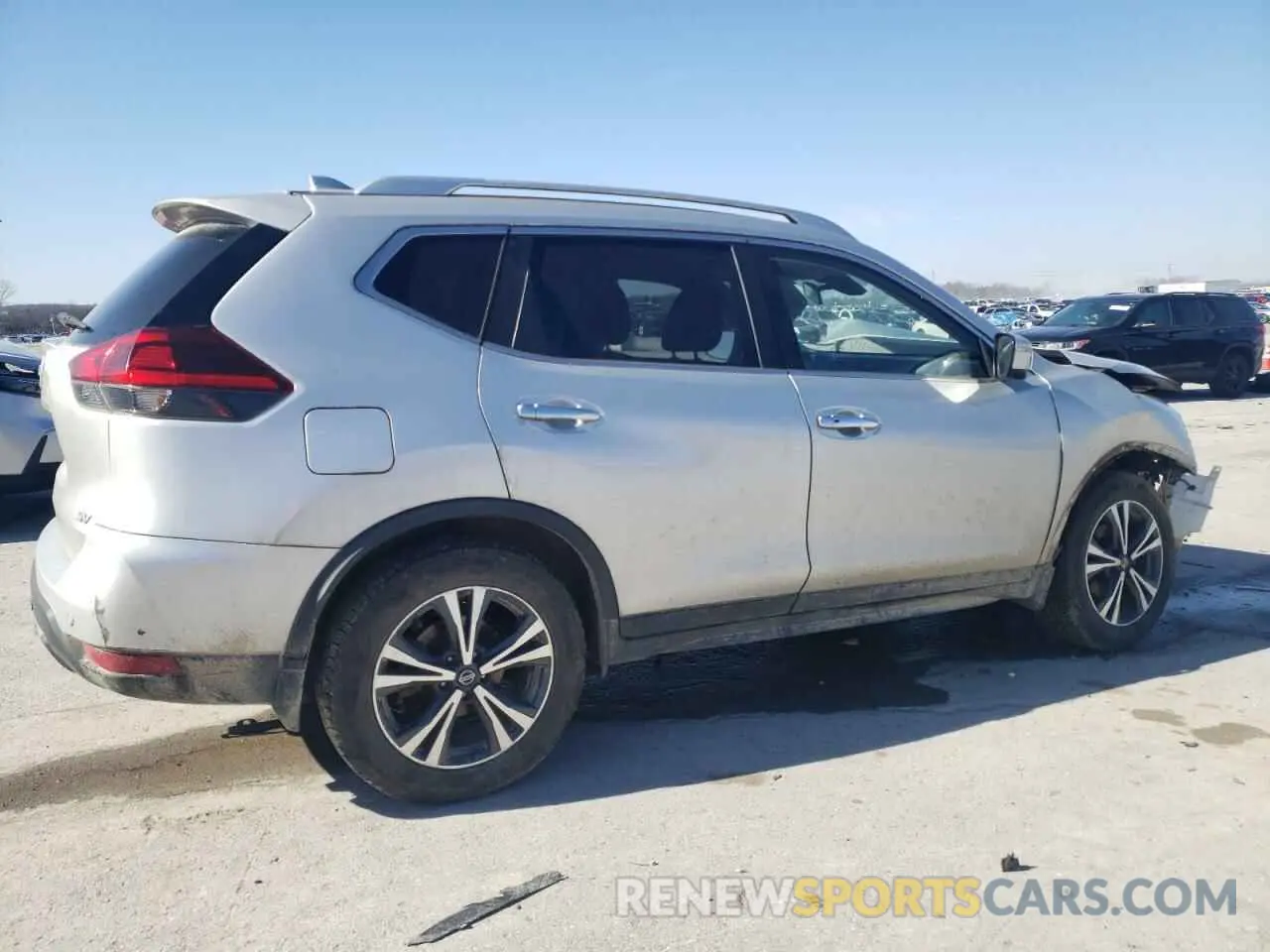 3 fotografías del automóvil dañado JN8AT2MT1KW261248 NISSAN ROGUE 2019