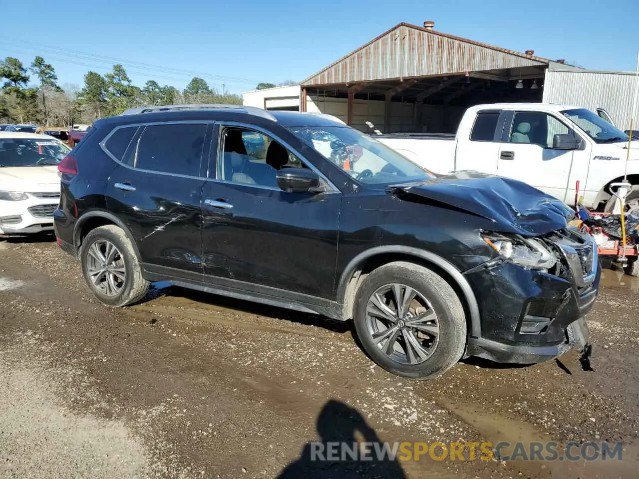 4 fotografías del automóvil dañado JN8AT2MT1KW262108 NISSAN ROGUE 2019