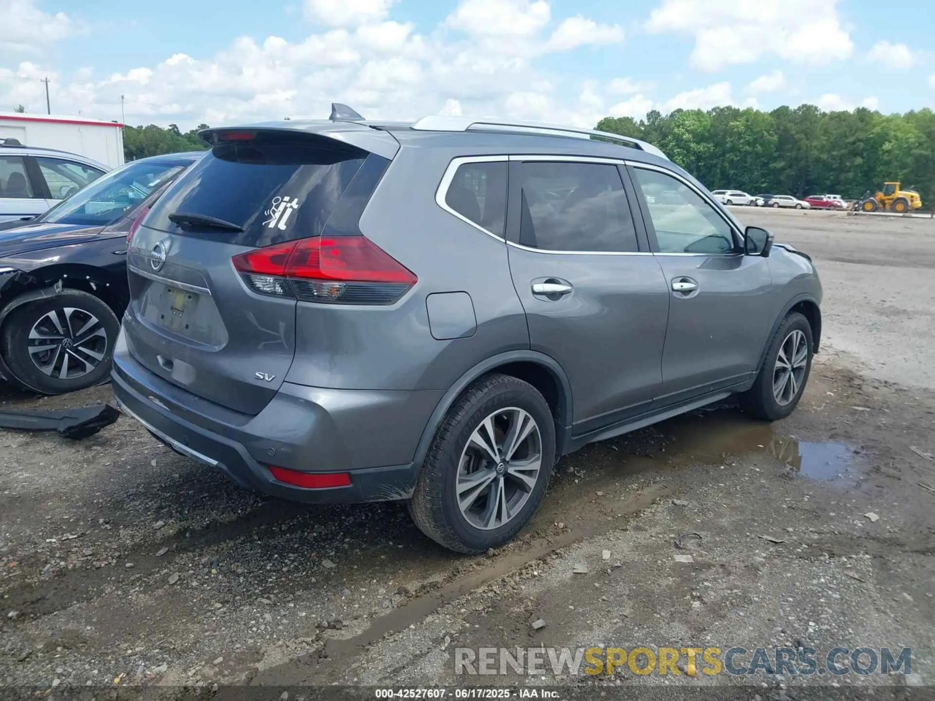 4 fotografías del automóvil dañado JN8AT2MT3KW259839 NISSAN ROGUE 2019