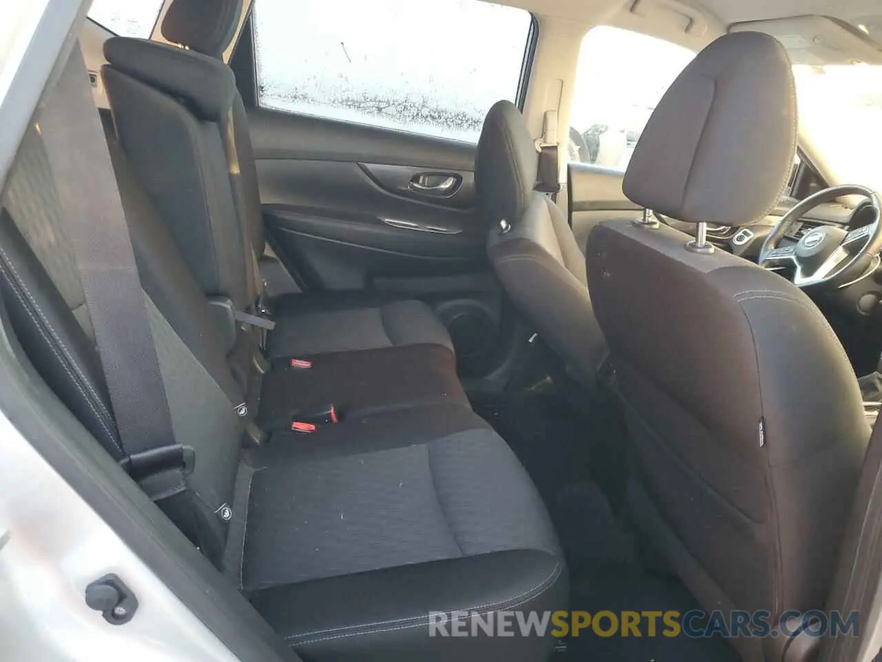 10 fotografías del automóvil dañado JN8AT2MT3KW261896 NISSAN ROGUE 2019