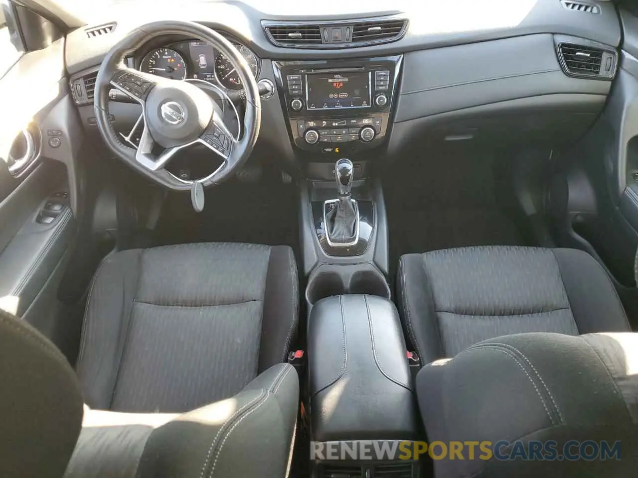 8 fotografías del automóvil dañado JN8AT2MT3KW501156 NISSAN ROGUE 2019