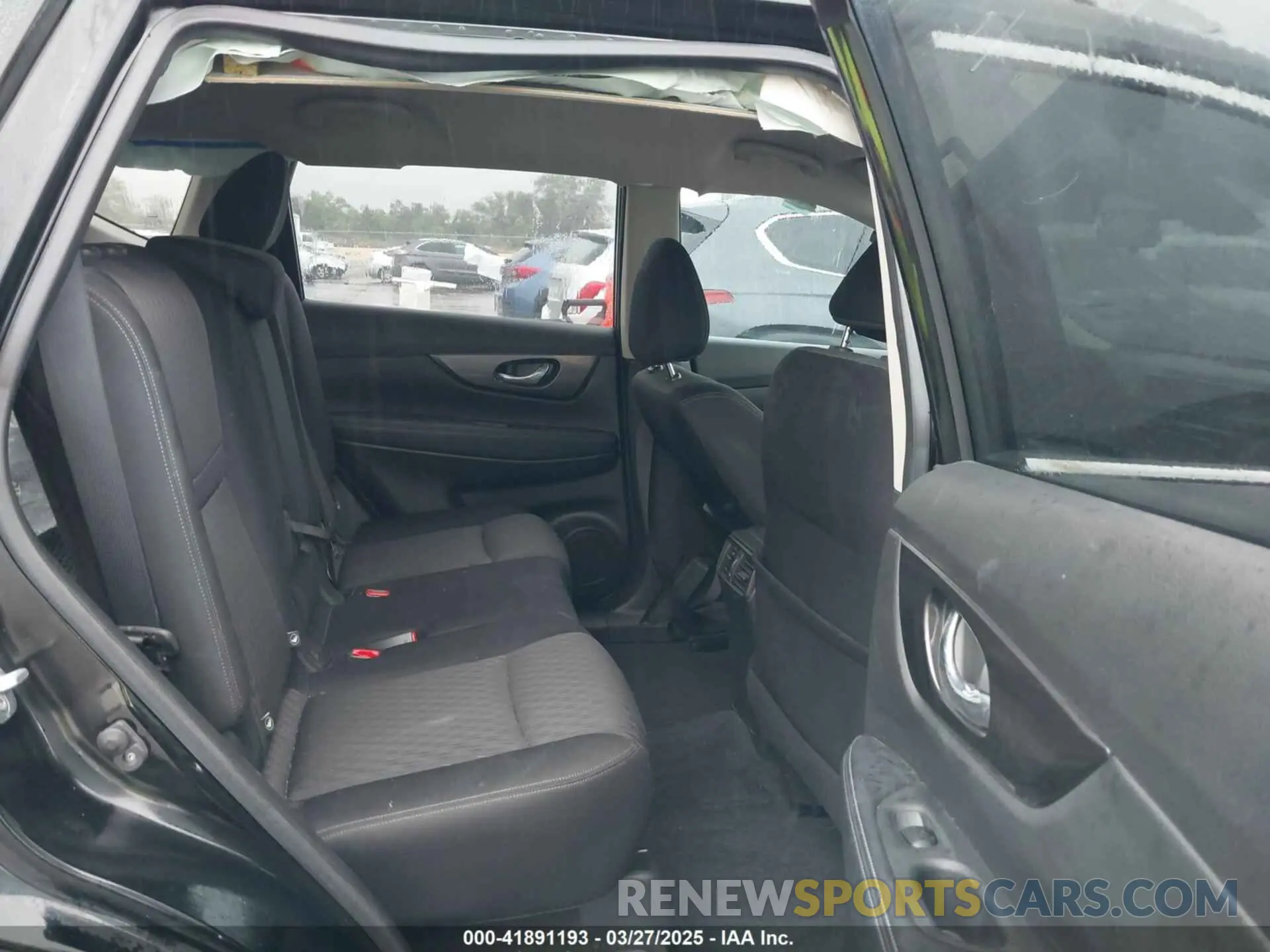 8 fotografías del automóvil dañado JN8AT2MT4KW254052 NISSAN ROGUE 2019