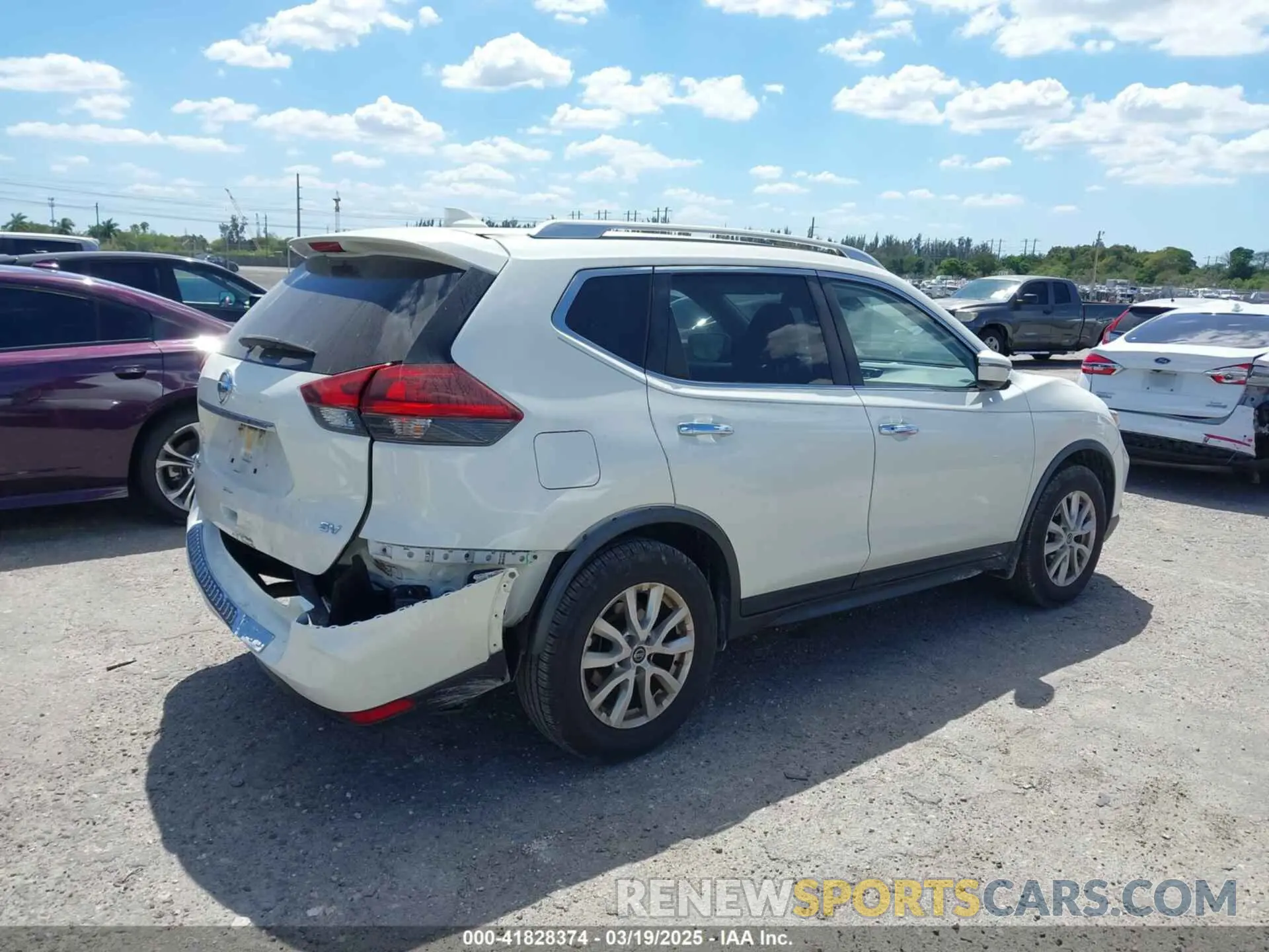 17 fotografías del automóvil dañado JN8AT2MT4KW261907 NISSAN ROGUE 2019