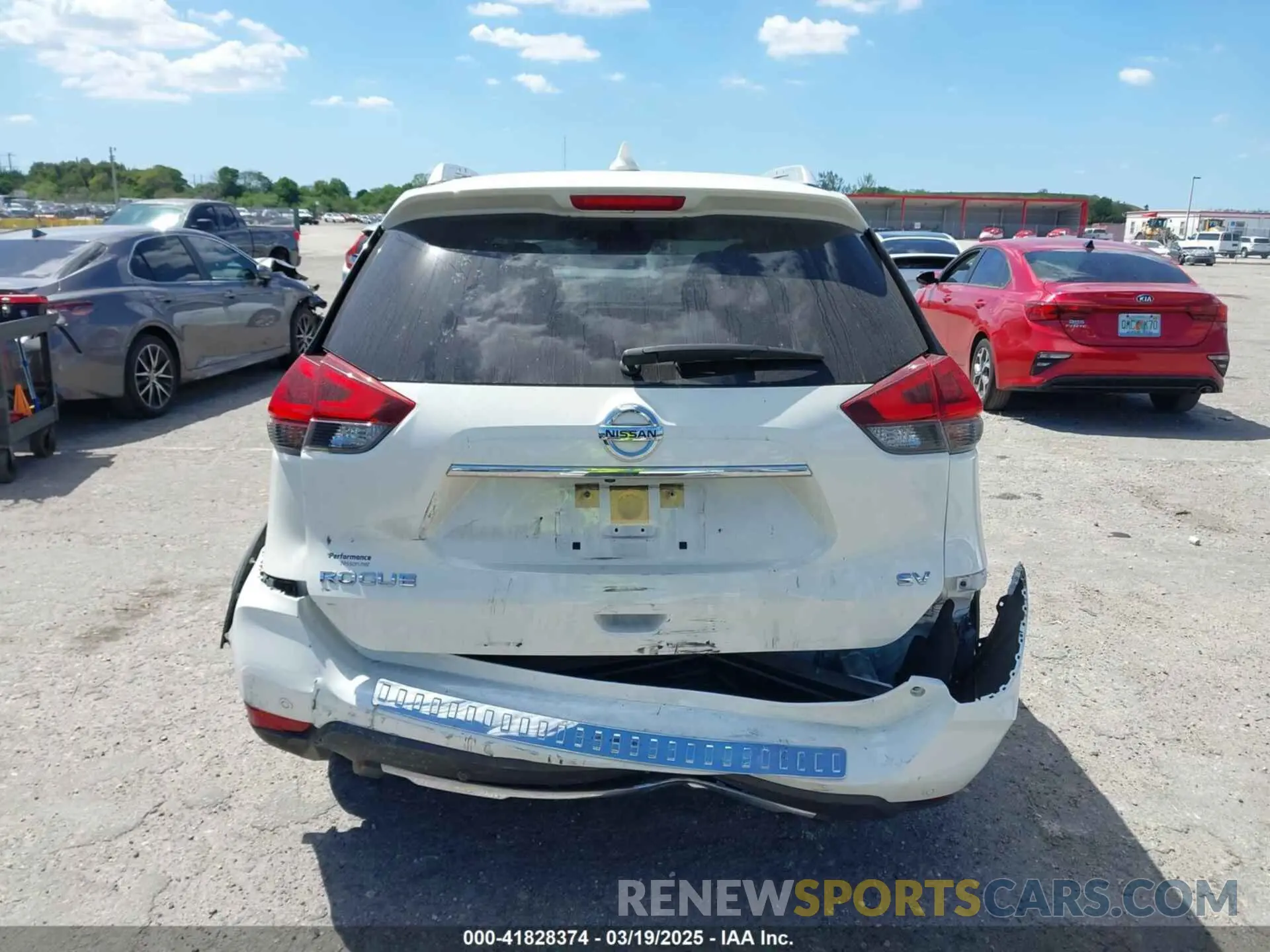 6 fotografías del automóvil dañado JN8AT2MT4KW261907 NISSAN ROGUE 2019
