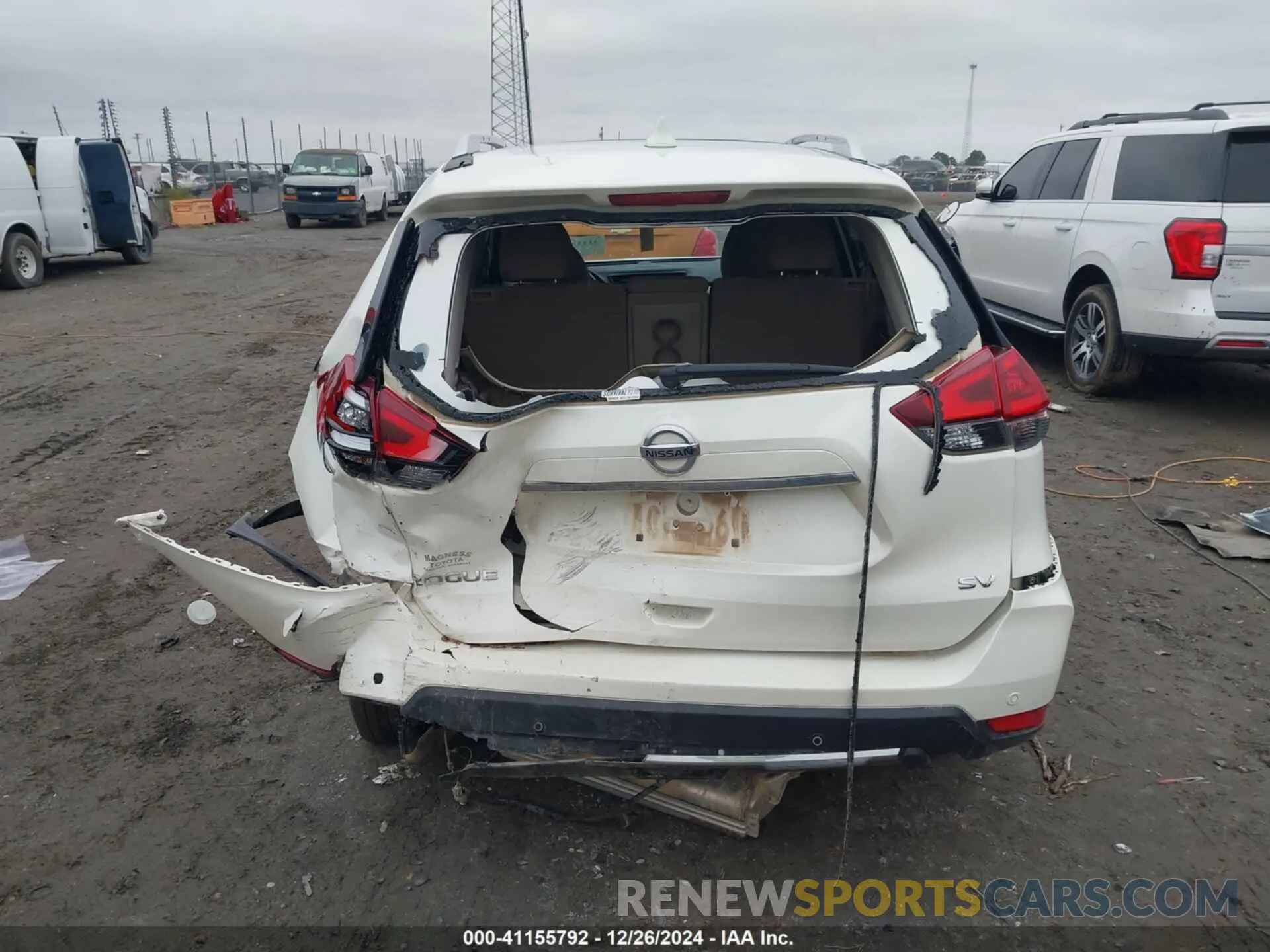 15 fotografías del automóvil dañado JN8AT2MT4KW263267 NISSAN ROGUE 2019