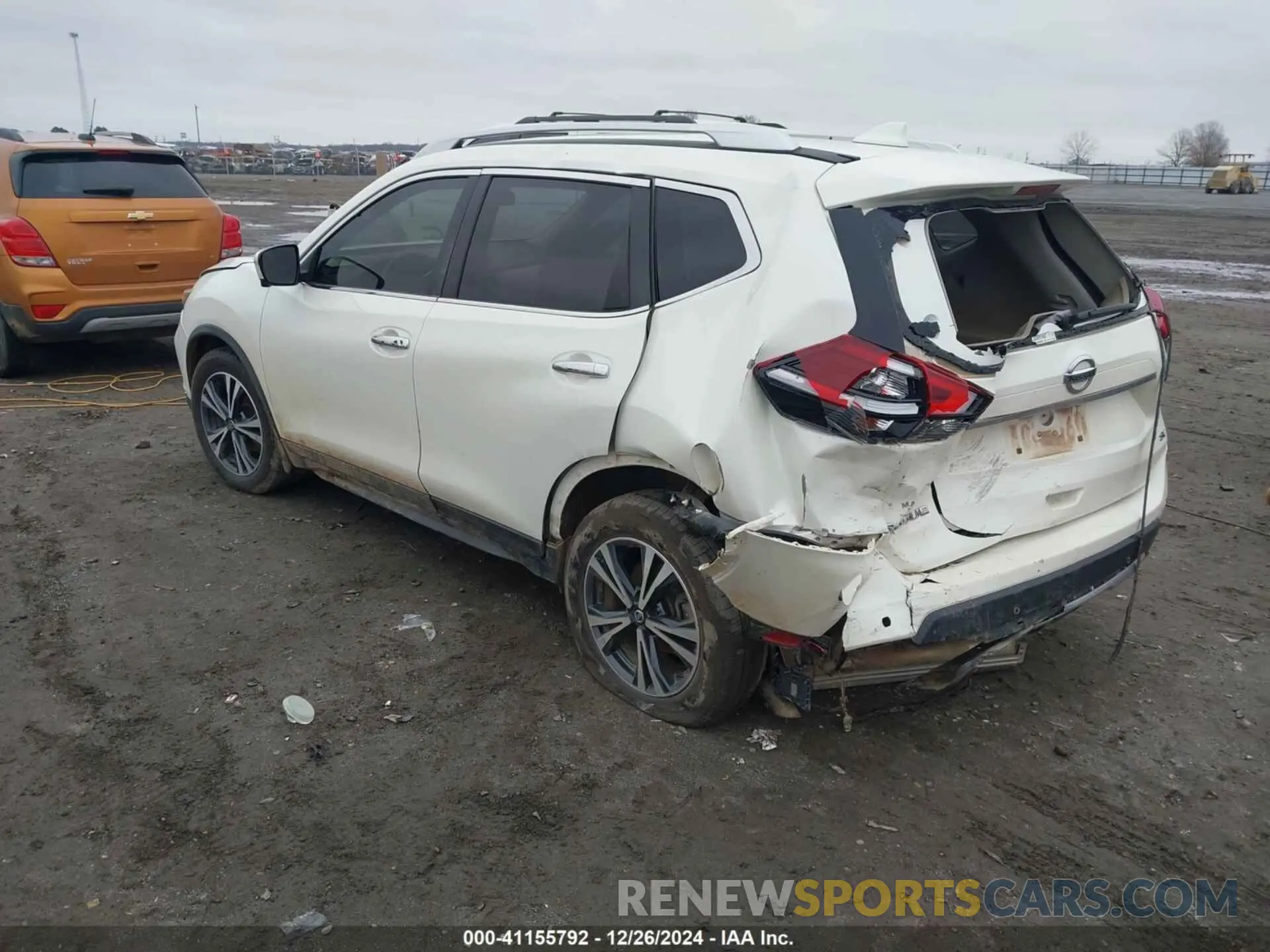 3 fotografías del automóvil dañado JN8AT2MT4KW263267 NISSAN ROGUE 2019