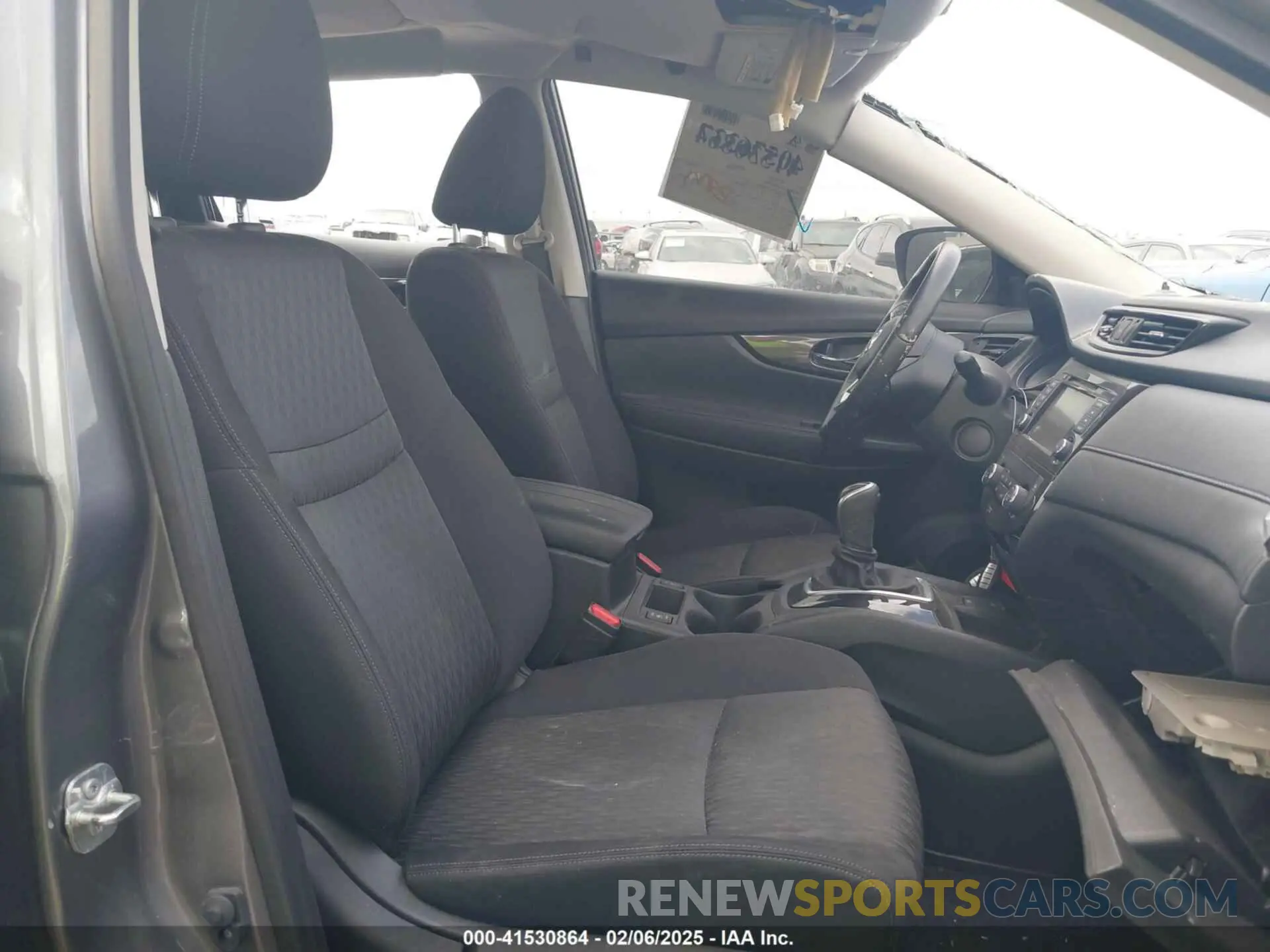 5 fotografías del automóvil dañado JN8AT2MT4KW265309 NISSAN ROGUE 2019