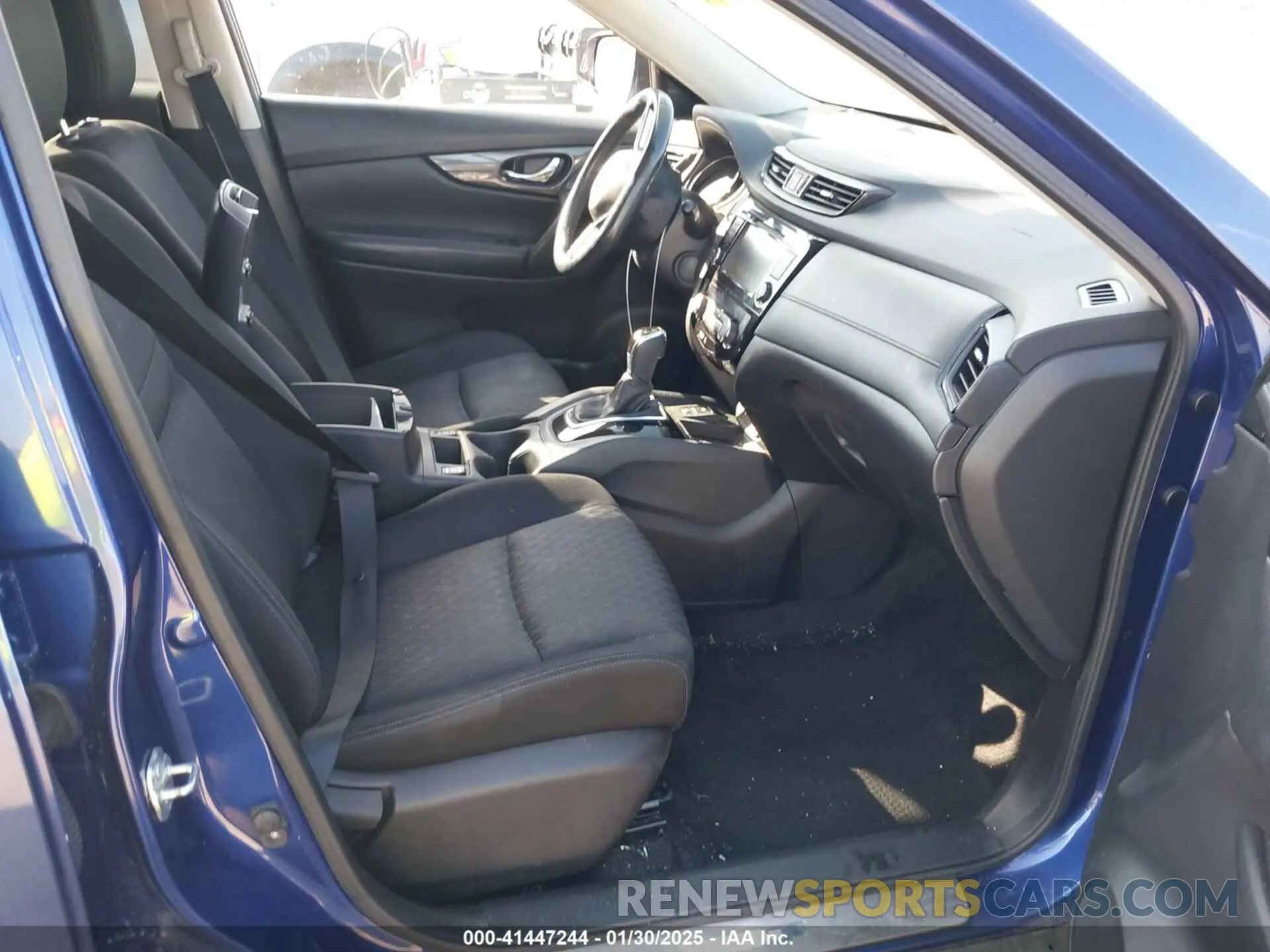 5 fotografías del automóvil dañado JN8AT2MT5KW256070 NISSAN ROGUE 2019