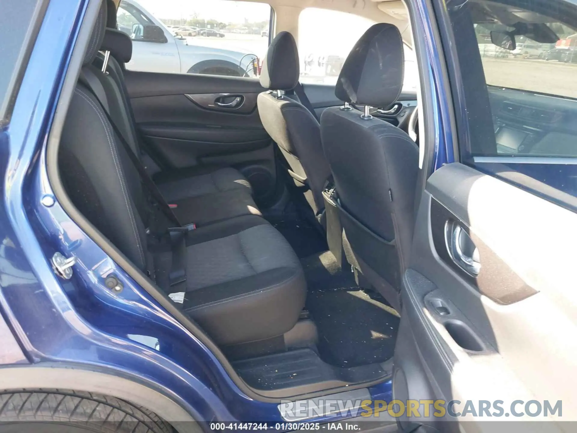 8 fotografías del automóvil dañado JN8AT2MT5KW256070 NISSAN ROGUE 2019