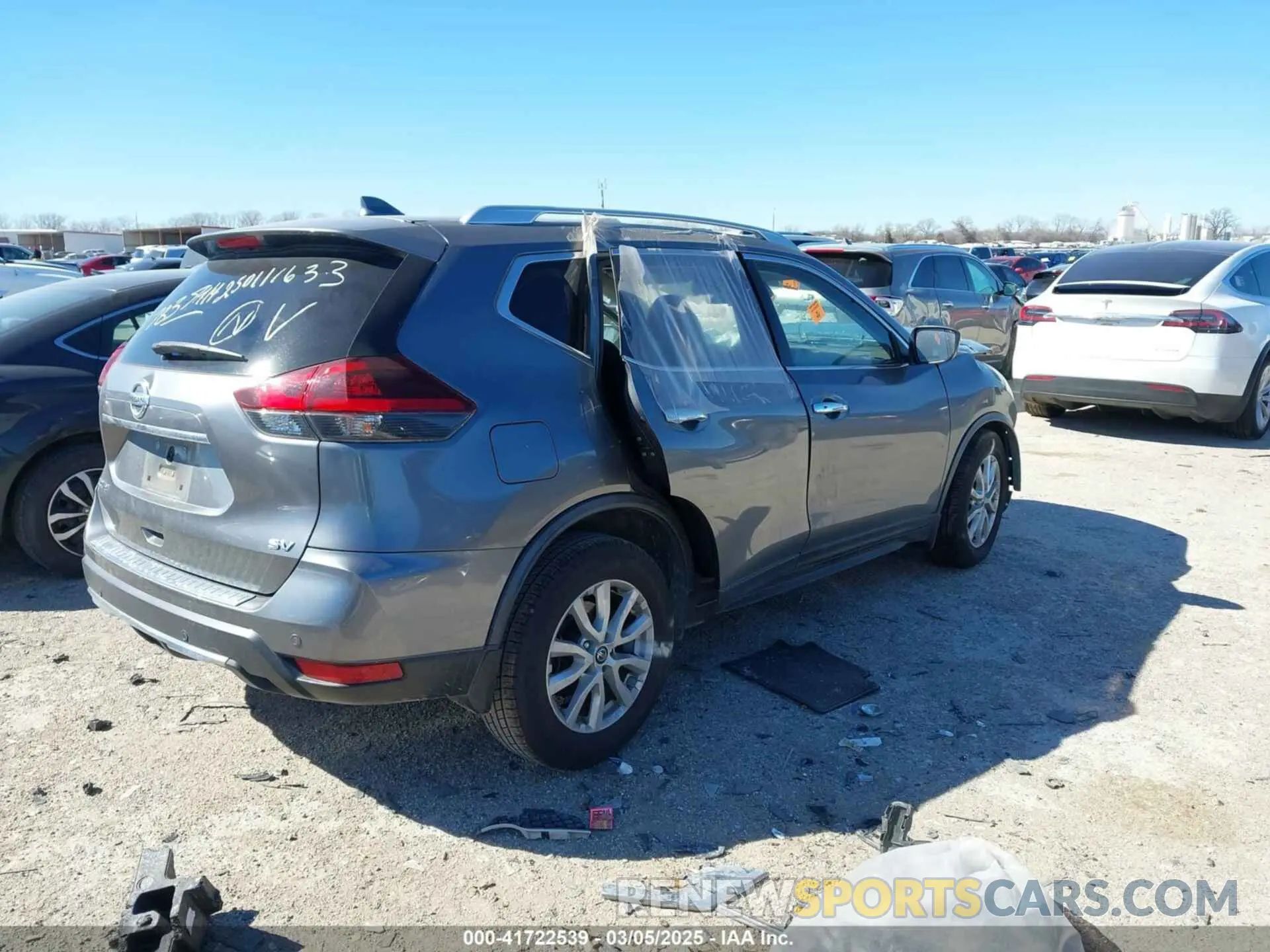 4 fotografías del automóvil dañado JN8AT2MT5KW505497 NISSAN ROGUE 2019