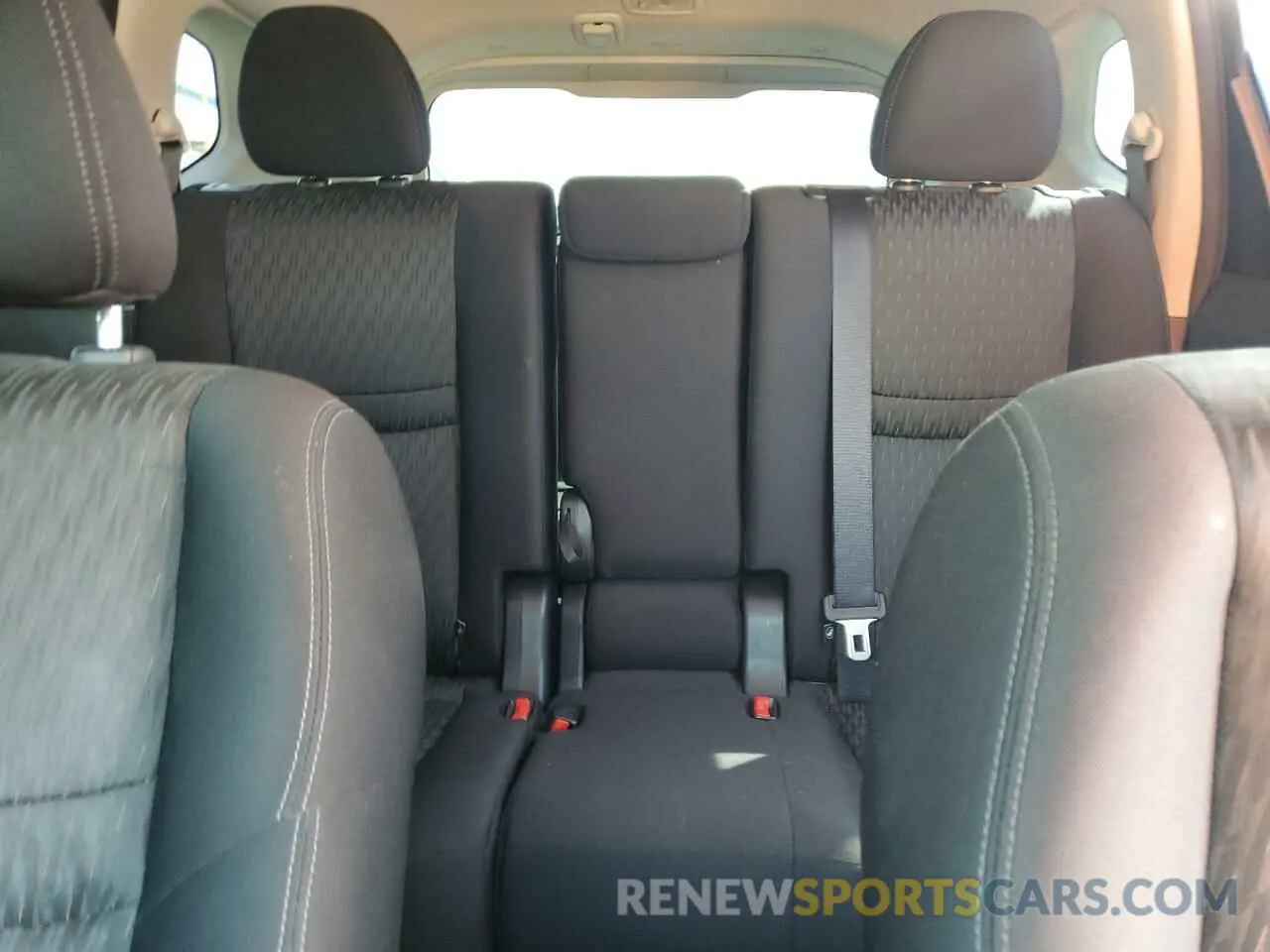 10 fotografías del automóvil dañado JN8AT2MT6KW262248 NISSAN ROGUE 2019