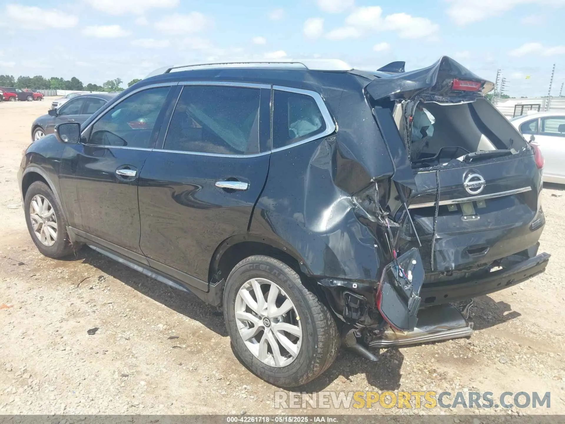 3 fotografías del automóvil dañado JN8AT2MT6KW267367 NISSAN ROGUE 2019