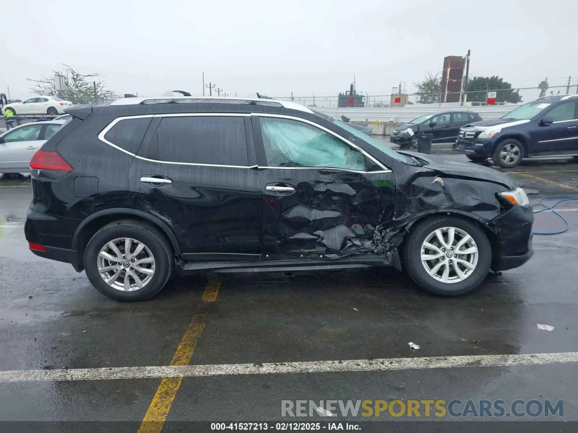 13 fotografías del automóvil dañado JN8AT2MT7KW261349 NISSAN ROGUE 2019