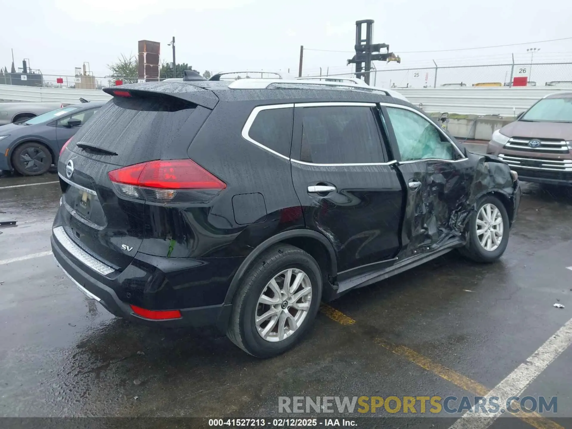 4 fotografías del automóvil dañado JN8AT2MT7KW261349 NISSAN ROGUE 2019