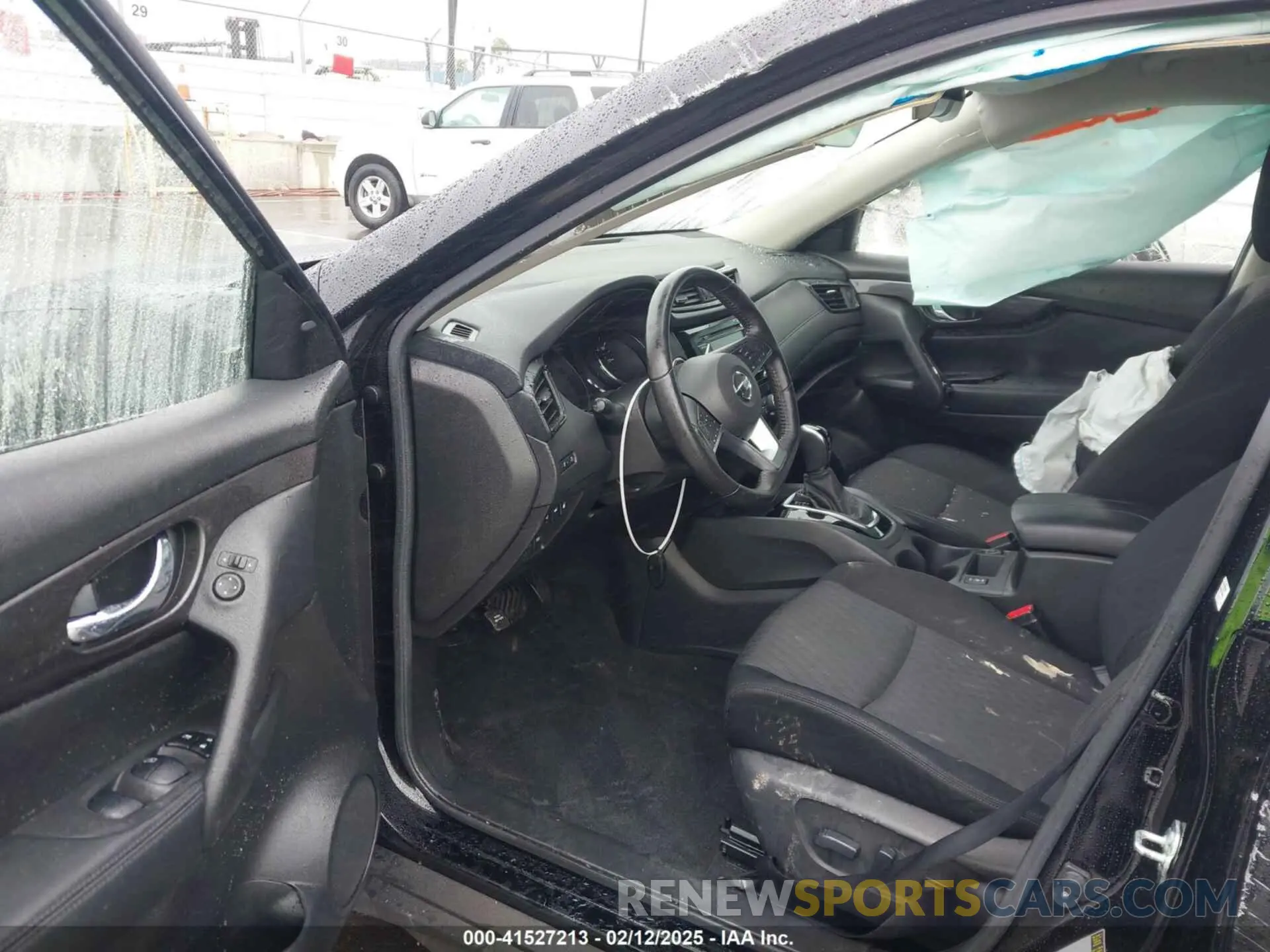 5 fotografías del automóvil dañado JN8AT2MT7KW261349 NISSAN ROGUE 2019