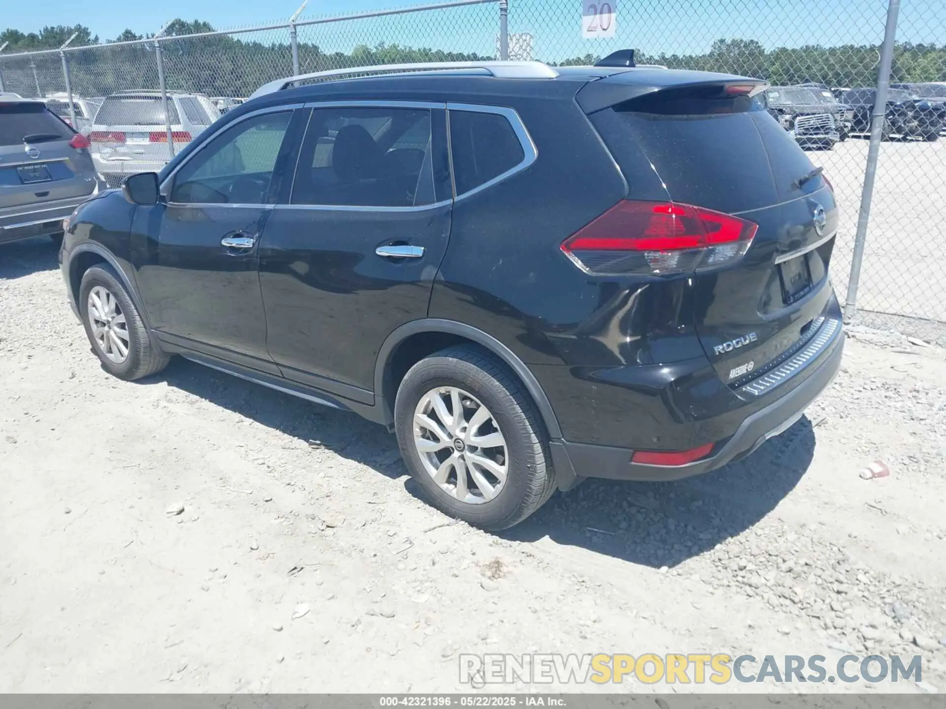 3 fotografías del automóvil dañado JN8AT2MT7KW266552 NISSAN ROGUE 2019
