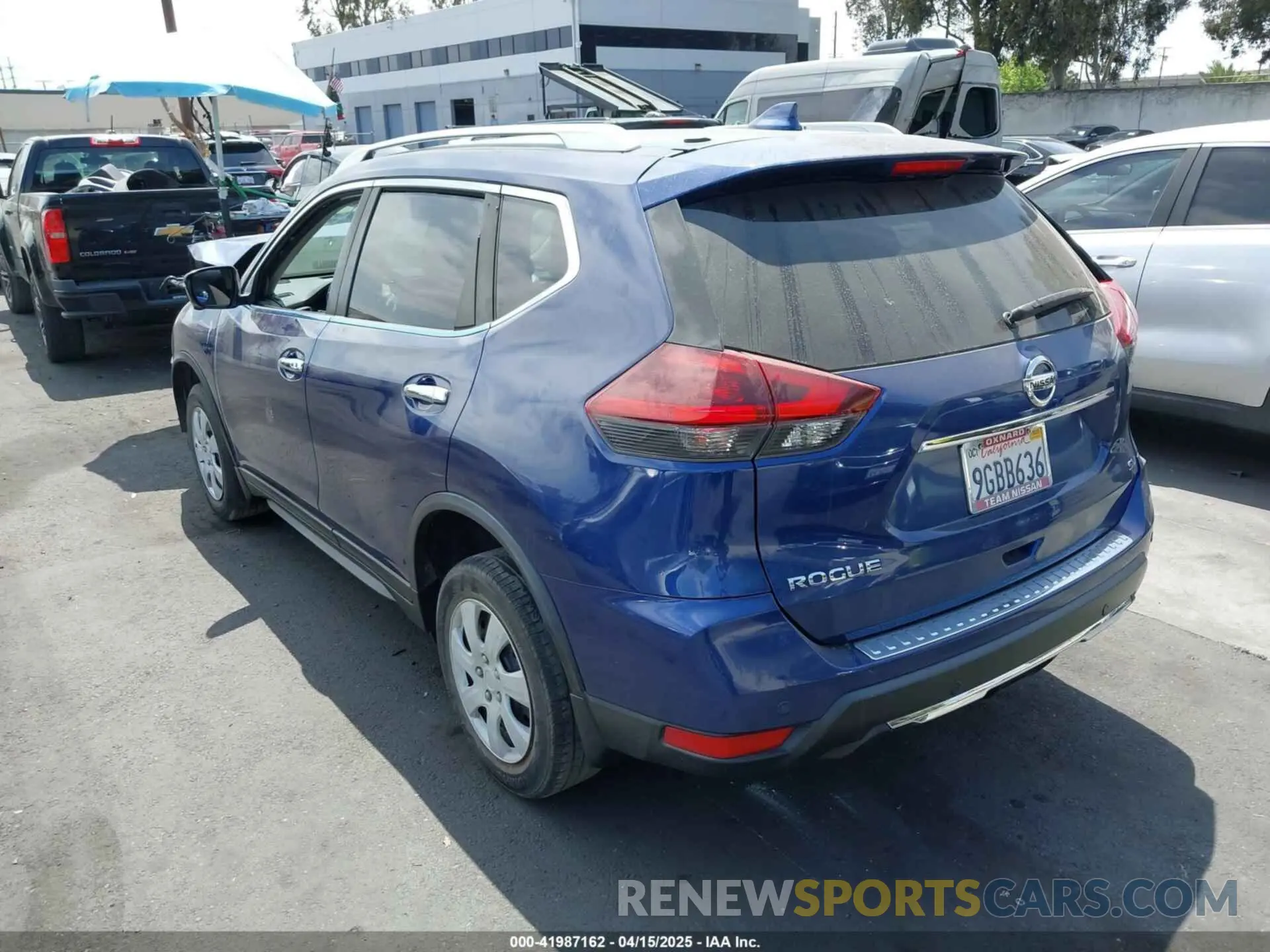 3 fotografías del automóvil dañado JN8AT2MT7KW268205 NISSAN ROGUE 2019