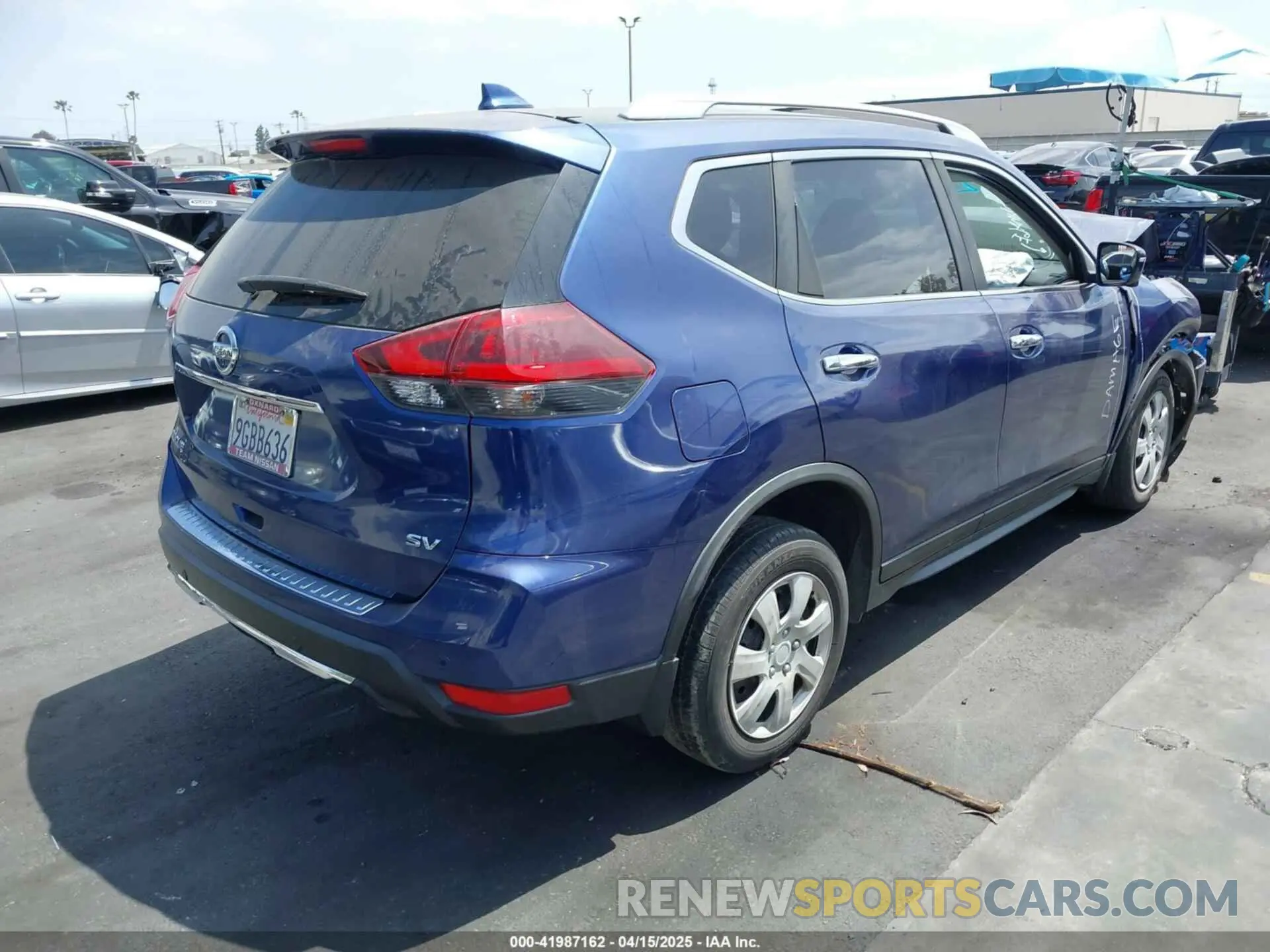 4 fotografías del automóvil dañado JN8AT2MT7KW268205 NISSAN ROGUE 2019