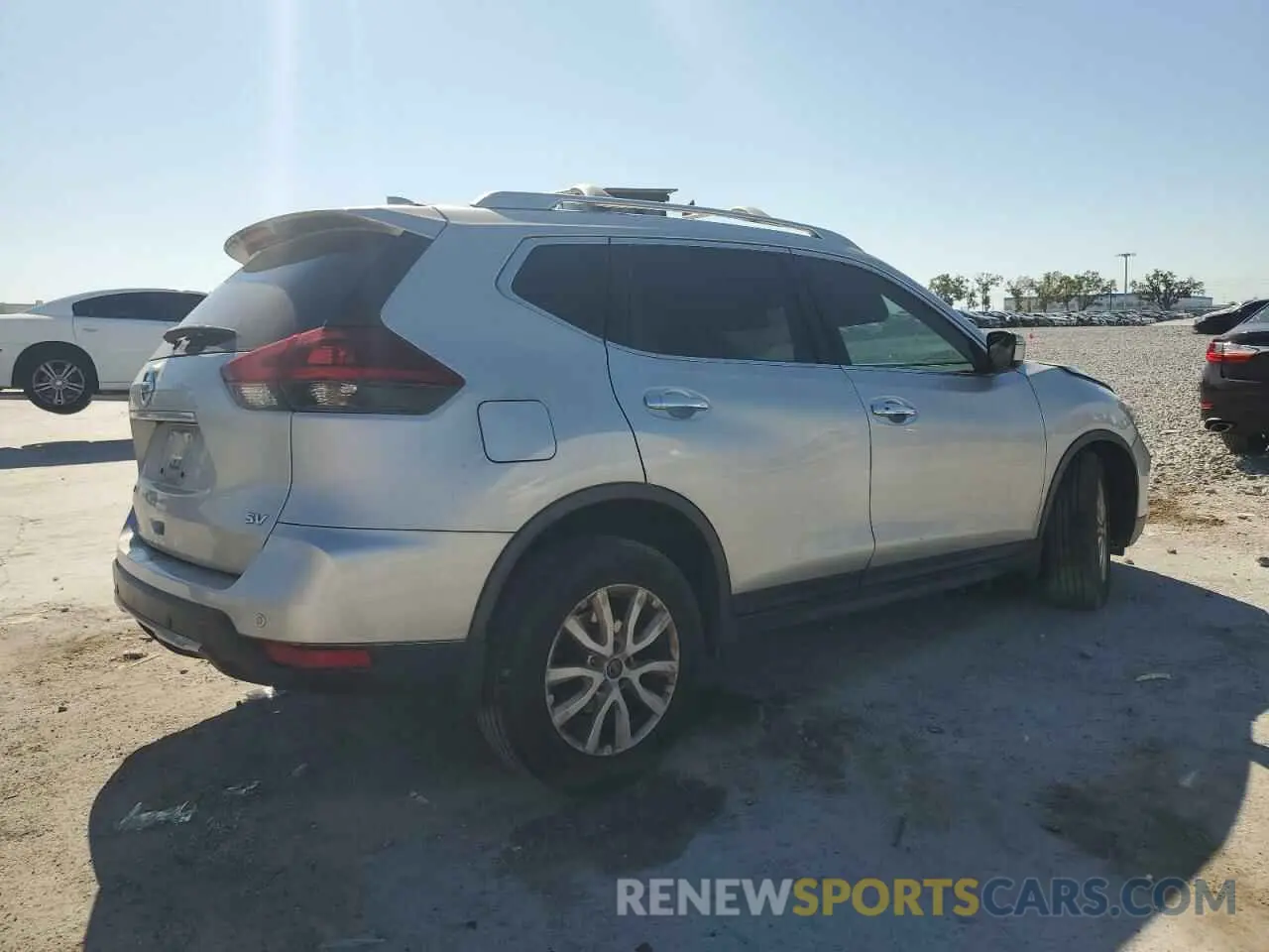 3 fotografías del automóvil dañado JN8AT2MT9KW252085 NISSAN ROGUE 2019