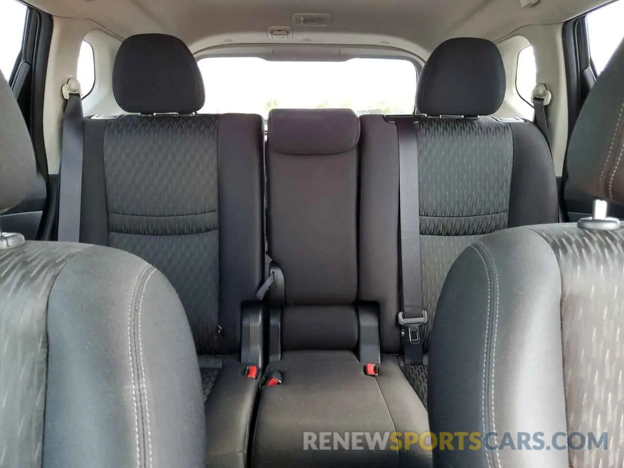 10 fotografías del automóvil dañado JN8AT2MTXKW253410 NISSAN ROGUE 2019