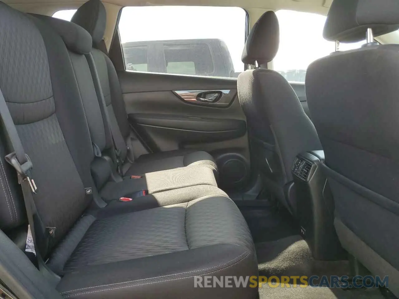 11 fotografías del automóvil dañado JN8AT2MTXKW253410 NISSAN ROGUE 2019