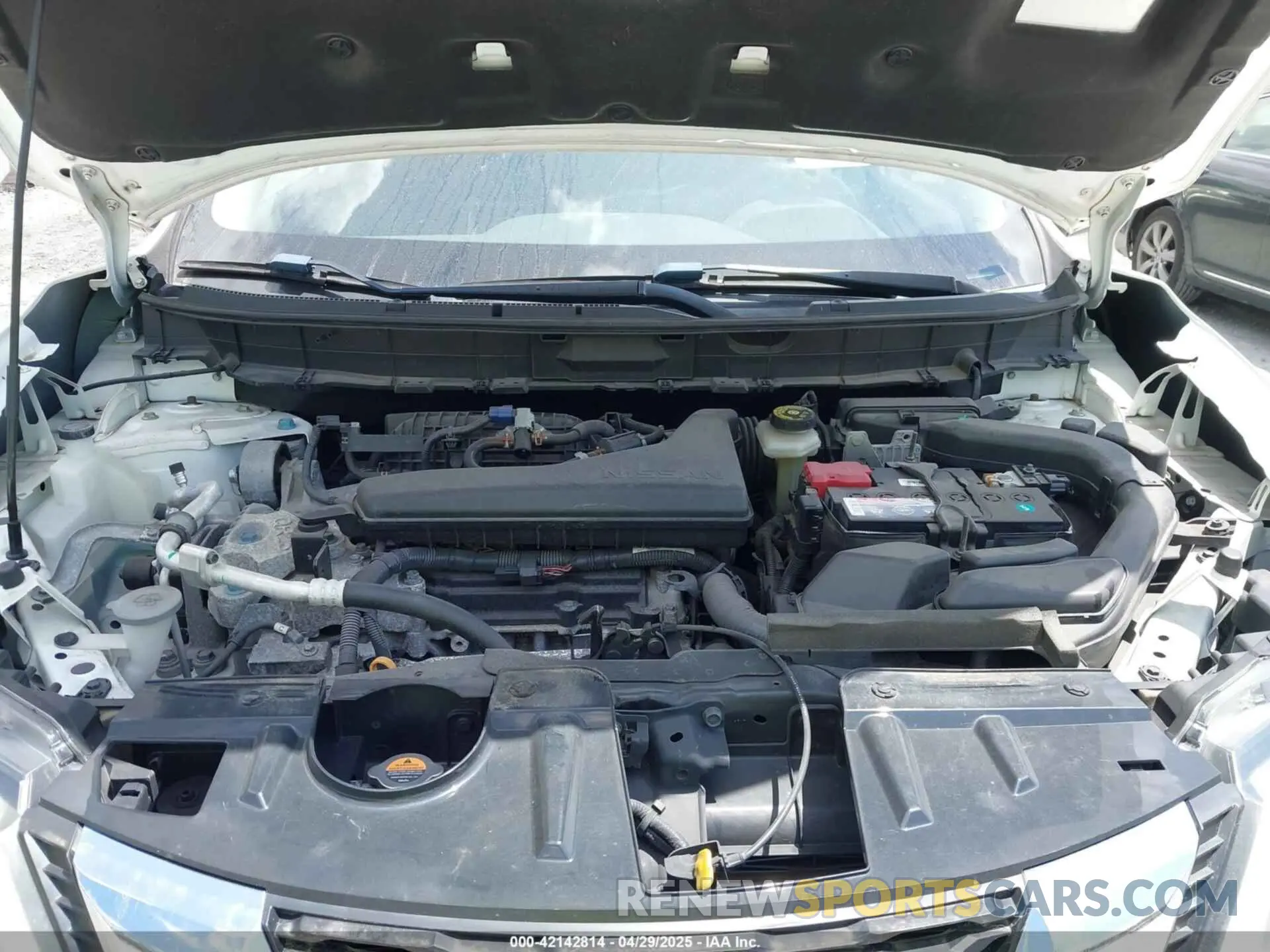 10 fotografías del automóvil dañado JN8AT2MV0KW373010 NISSAN ROGUE 2019