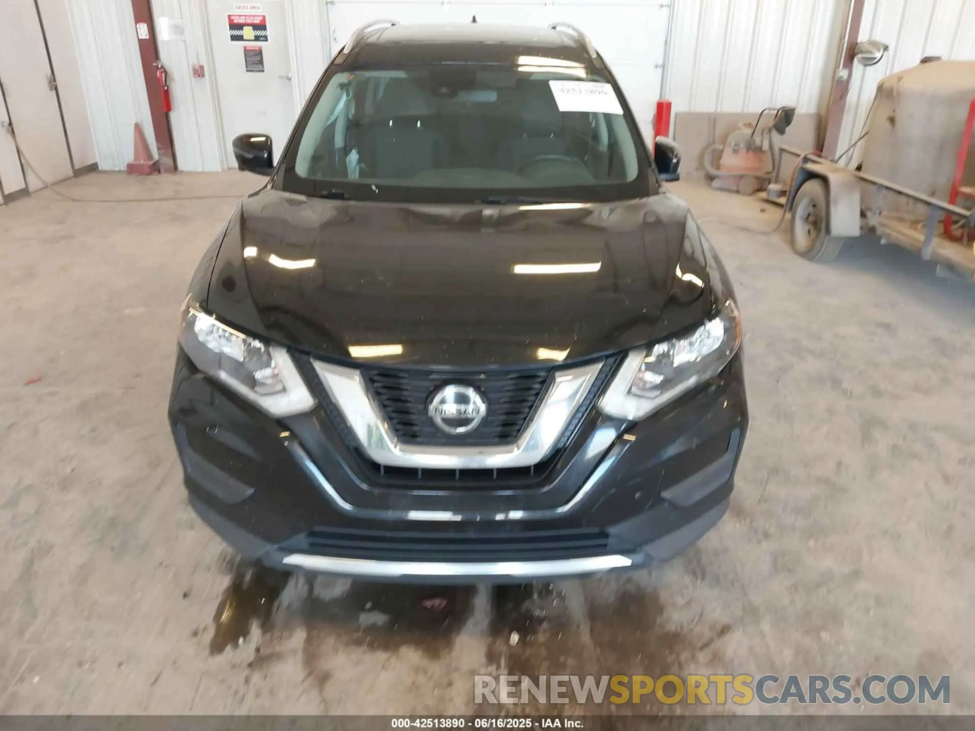 12 fotografías del automóvil dañado JN8AT2MV0KW379339 NISSAN ROGUE 2019