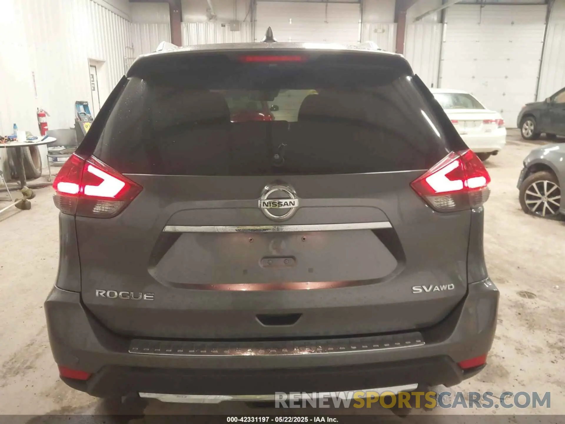 16 fotografías del automóvil dañado JN8AT2MV1KW376045 NISSAN ROGUE 2019