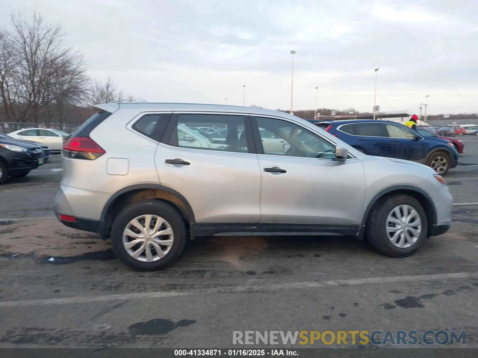 13 fotografías del automóvil dañado JN8AT2MV1KW387501 NISSAN ROGUE 2019