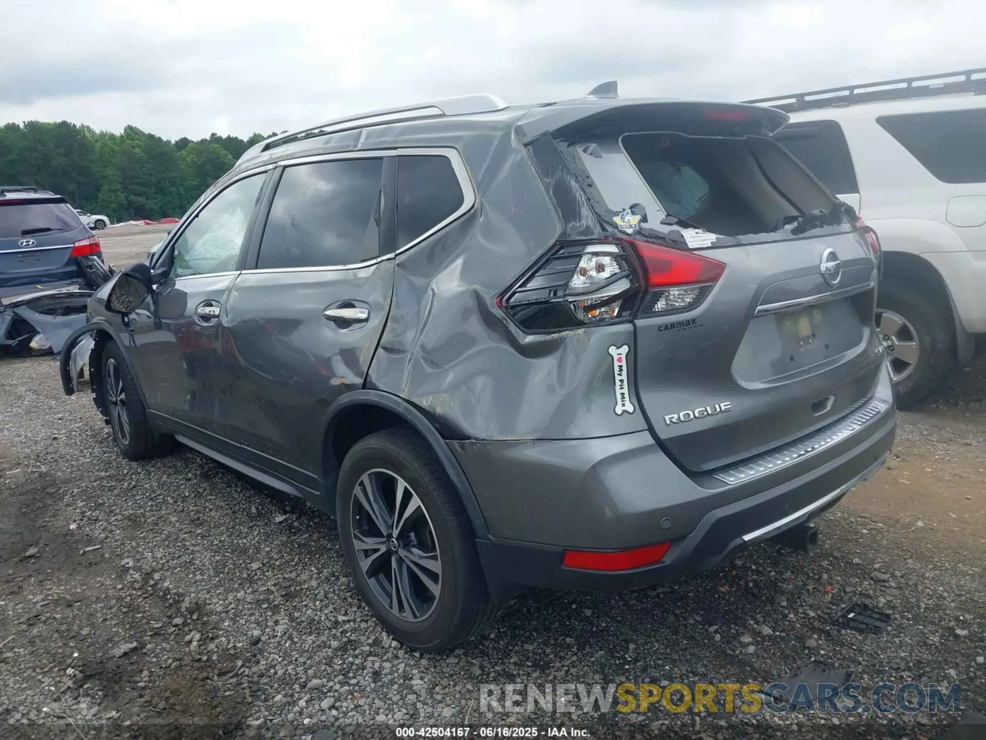3 fotografías del automóvil dañado JN8AT2MV2KW385398 NISSAN ROGUE 2019