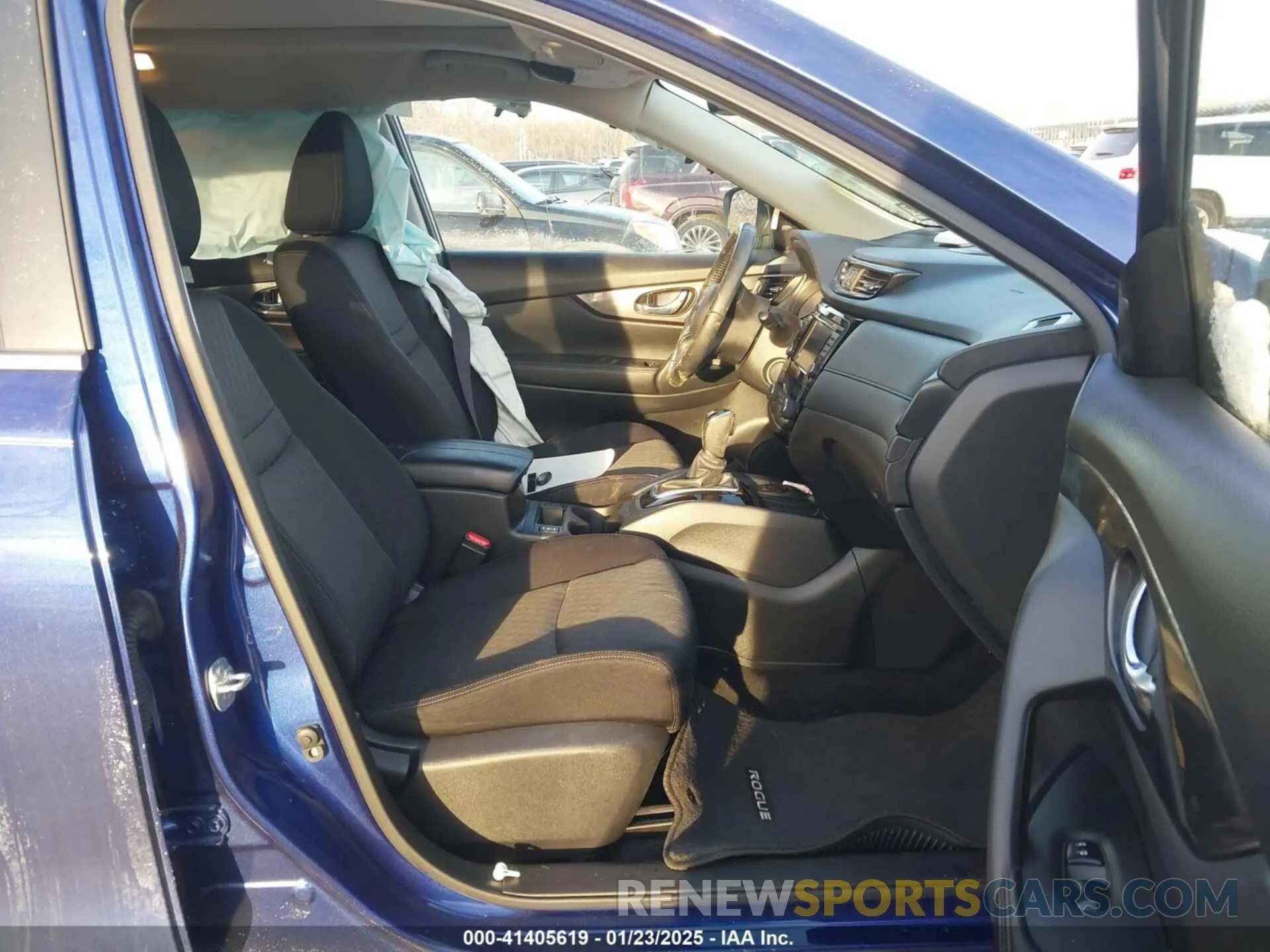 5 fotografías del automóvil dañado JN8AT2MV2KW393405 NISSAN ROGUE 2019