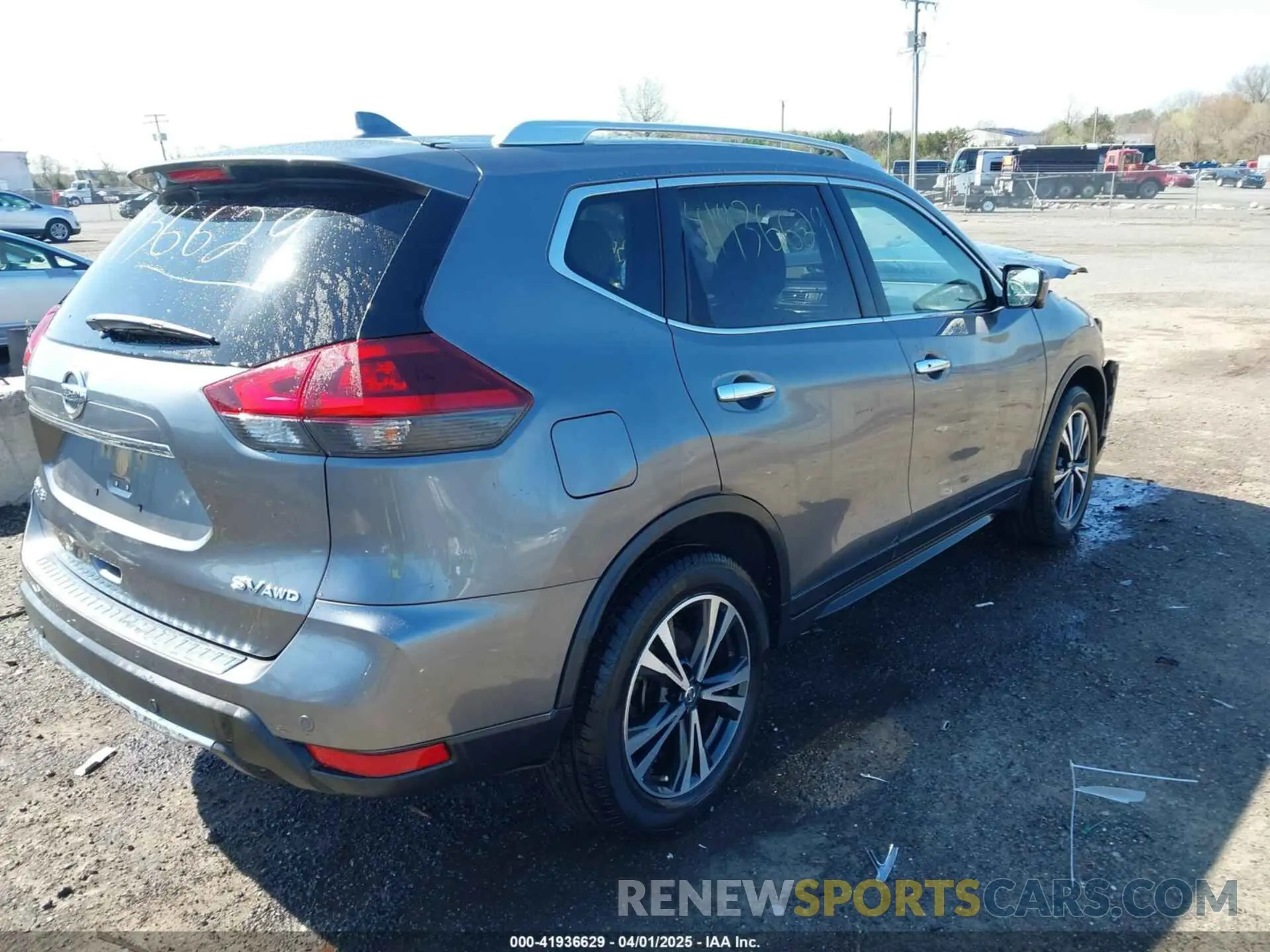 4 fotografías del automóvil dañado JN8AT2MV2KW396353 NISSAN ROGUE 2019