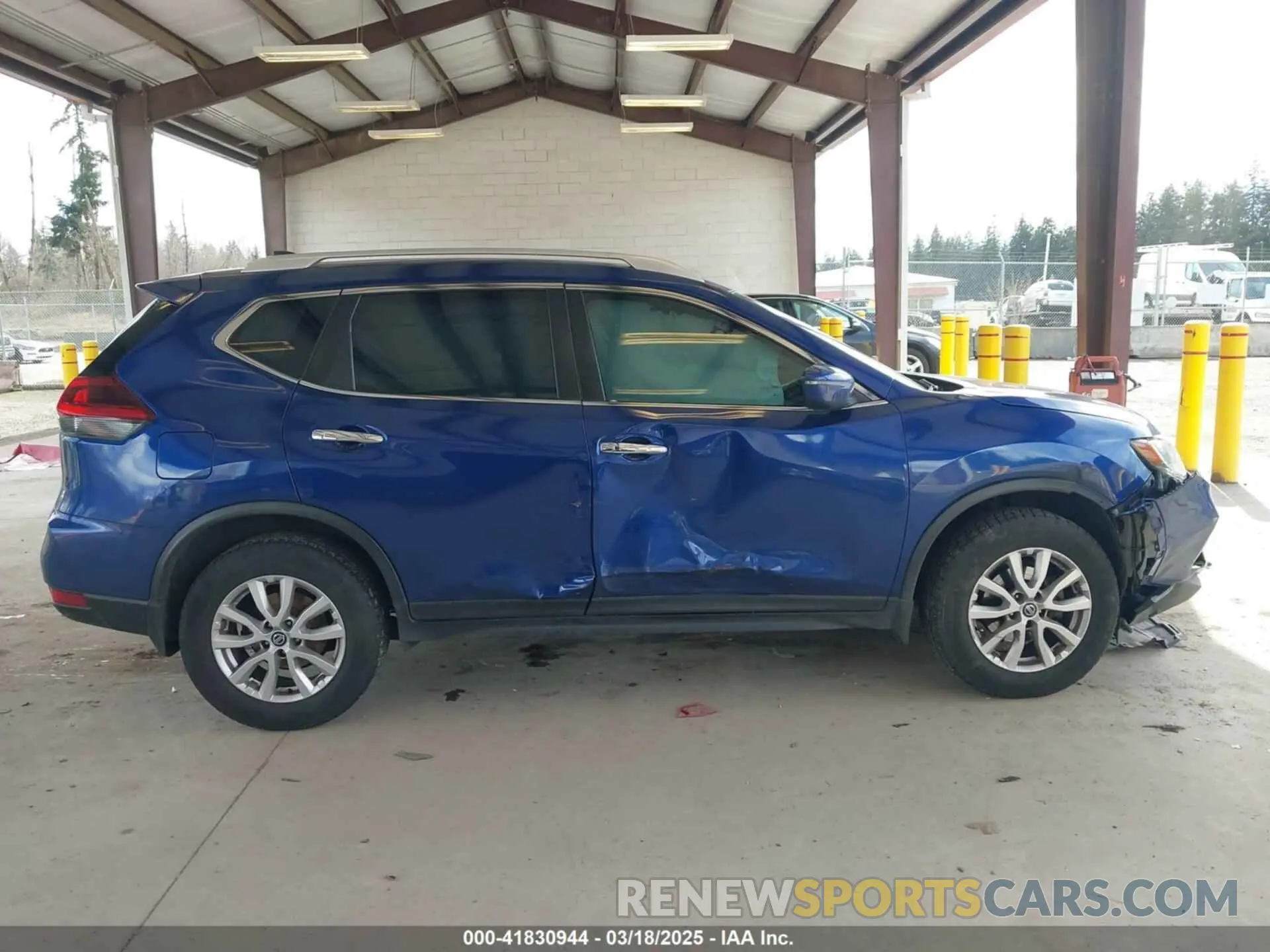 13 fotografías del automóvil dañado JN8AT2MV3KW383093 NISSAN ROGUE 2019