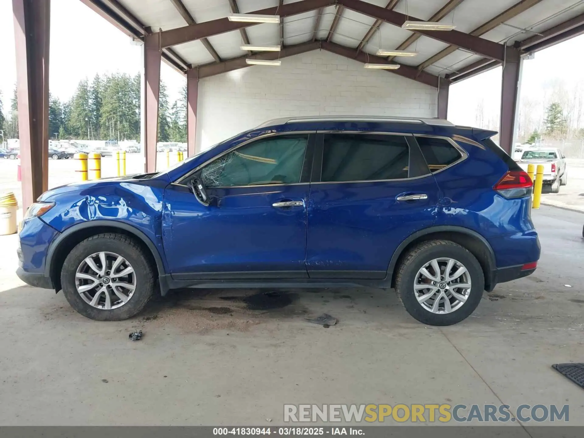 14 fotografías del automóvil dañado JN8AT2MV3KW383093 NISSAN ROGUE 2019